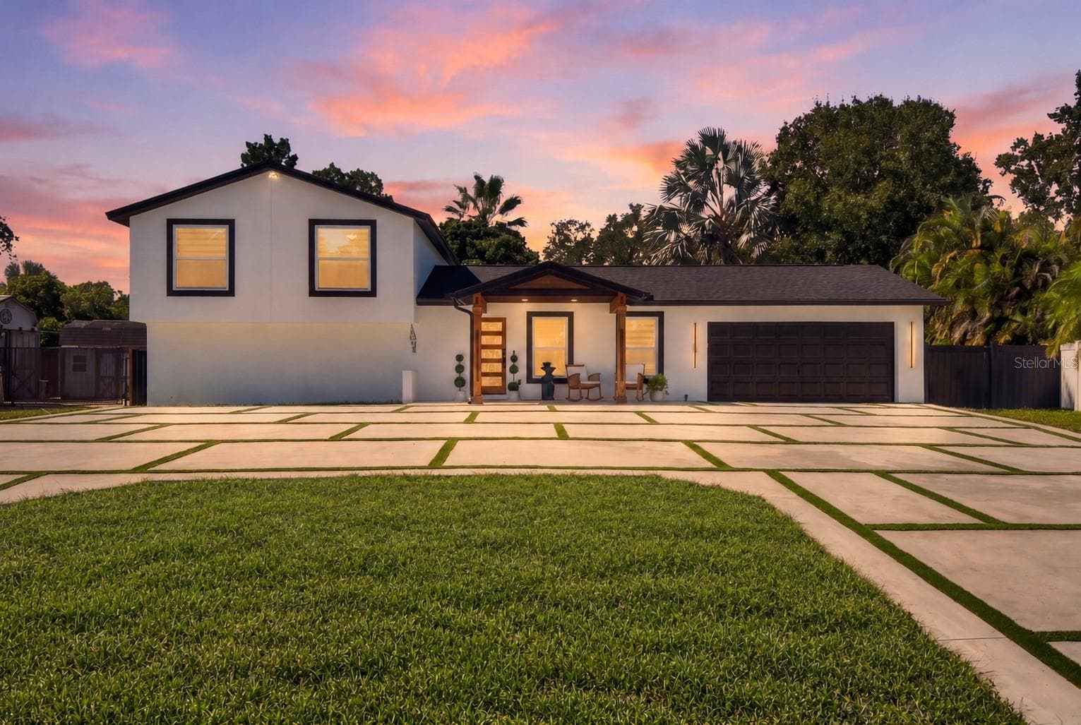 FRONT VIEW 1 - TWIGHLIGHT - 13824 CHERRY BROOK LN, TAMPA