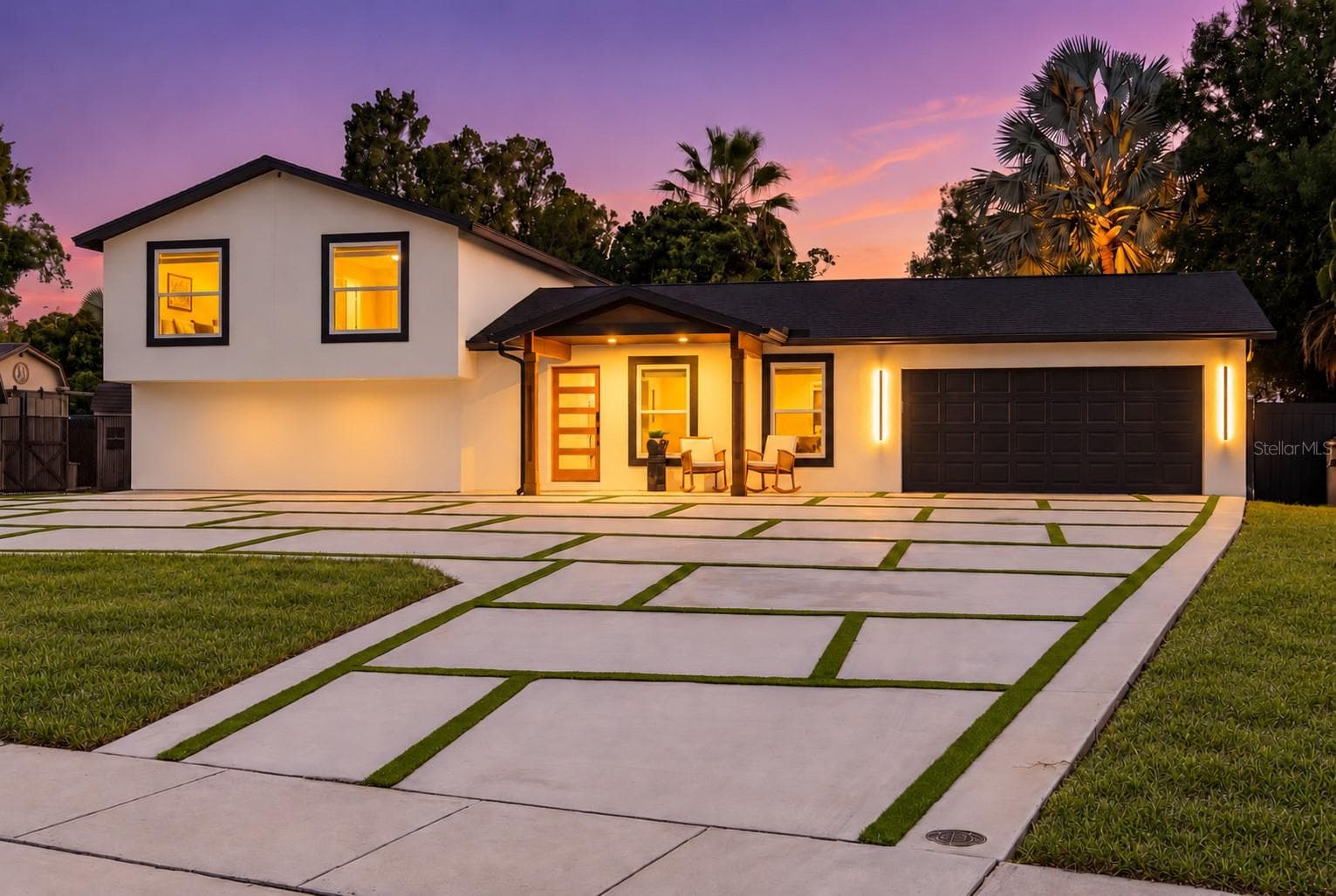 FRONT VIEW 2 - TWIGHLIGHT - 13824 CHERRY BROOK LN, TAMPA