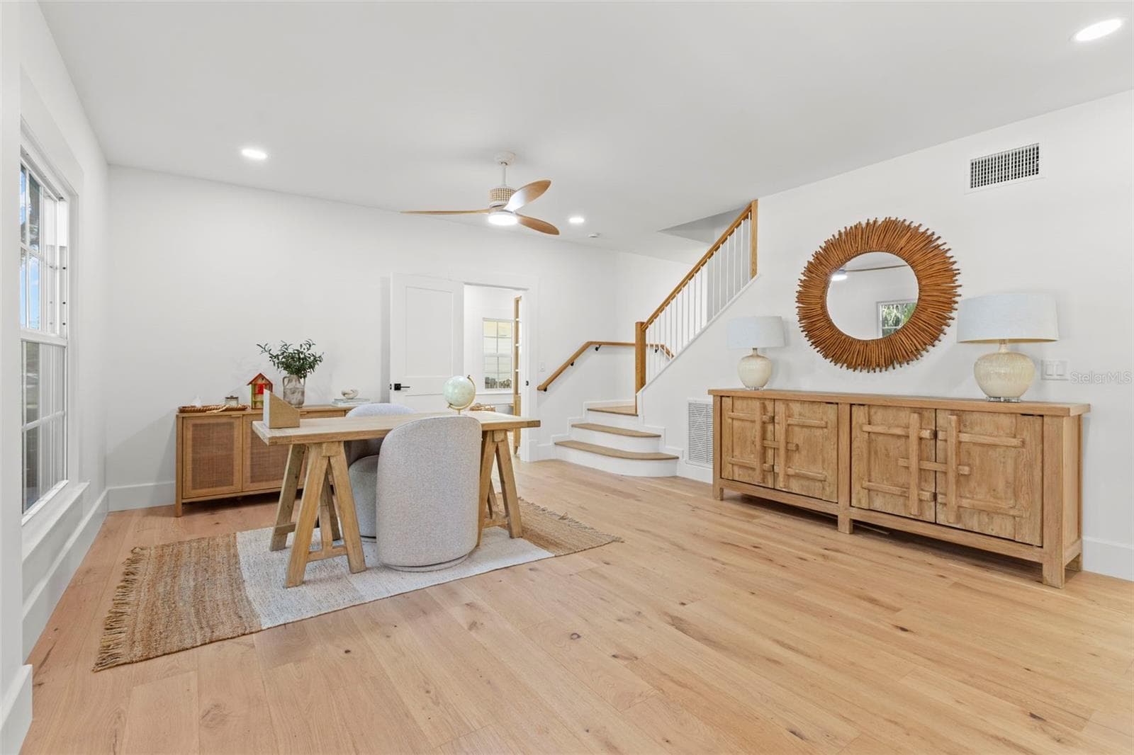 Single Family Residence at 816 15TH AVE NE, ST PETERSBURG, photo 11 of 80