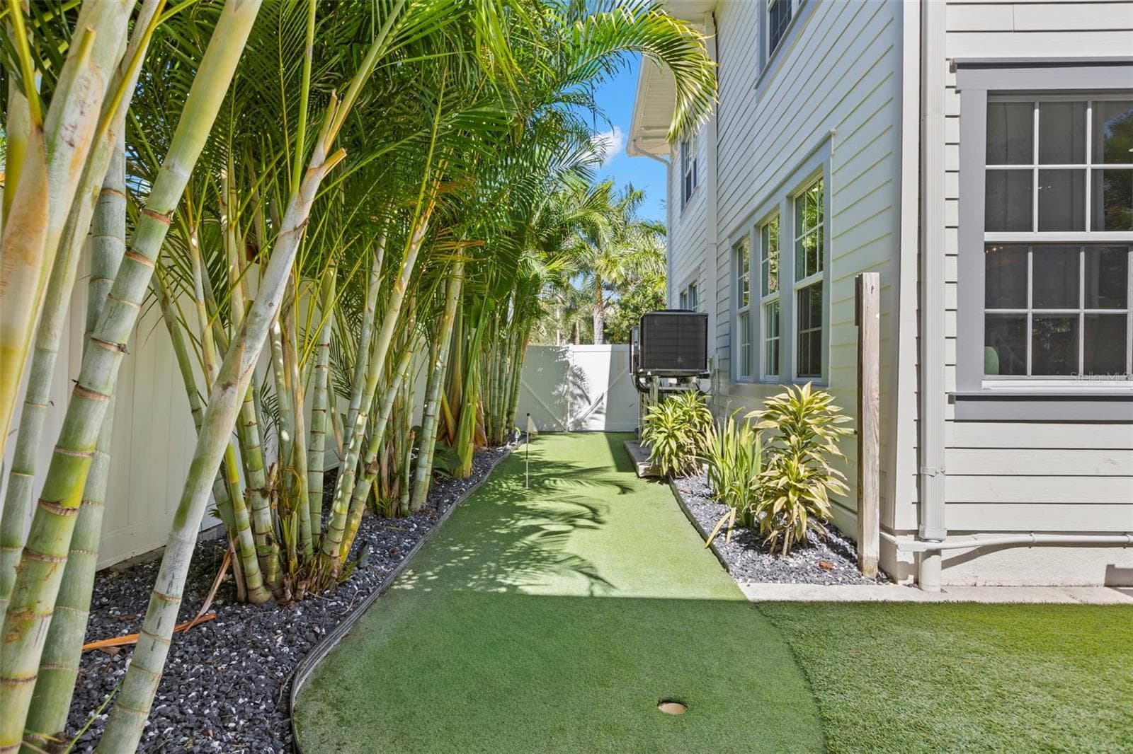 Single Family Residence at 816 15TH AVE NE, ST PETERSBURG, photo 36 of 80
