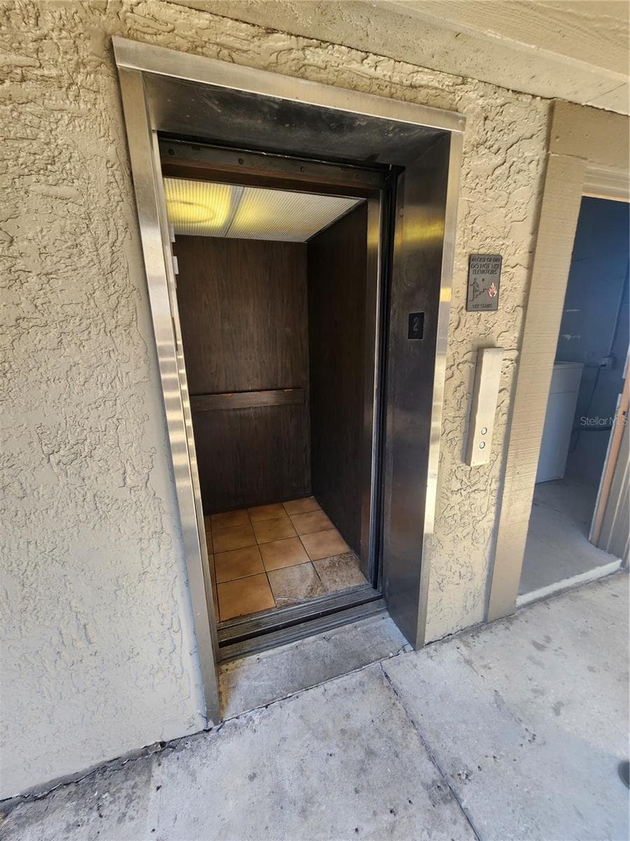 Condominium at 6308 NEWTOWN CIR #B2, TAMPA, photo 32 of 37