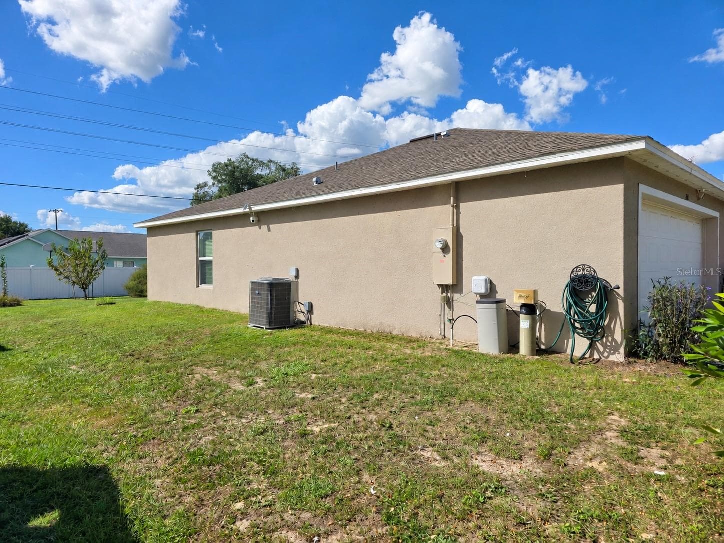 Single Family Residence at 284 MARION OAKS CRSE, OCALA, photo 4 of 37