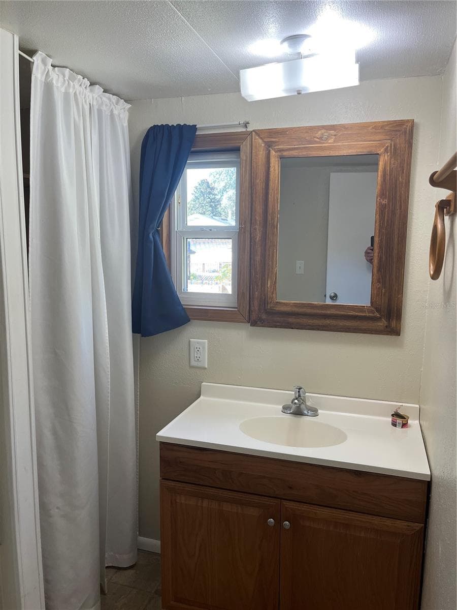 Manufactured Home at 10943 SE 131ST PL, OCKLAWAHA, photo 27 of 33