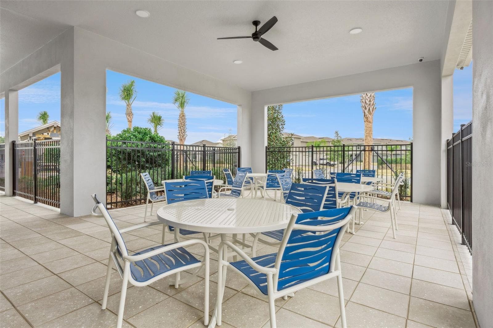 Single Family Residence at 11947 SHINE VIEW LN, WINTER GARDEN, photo 55 of 61