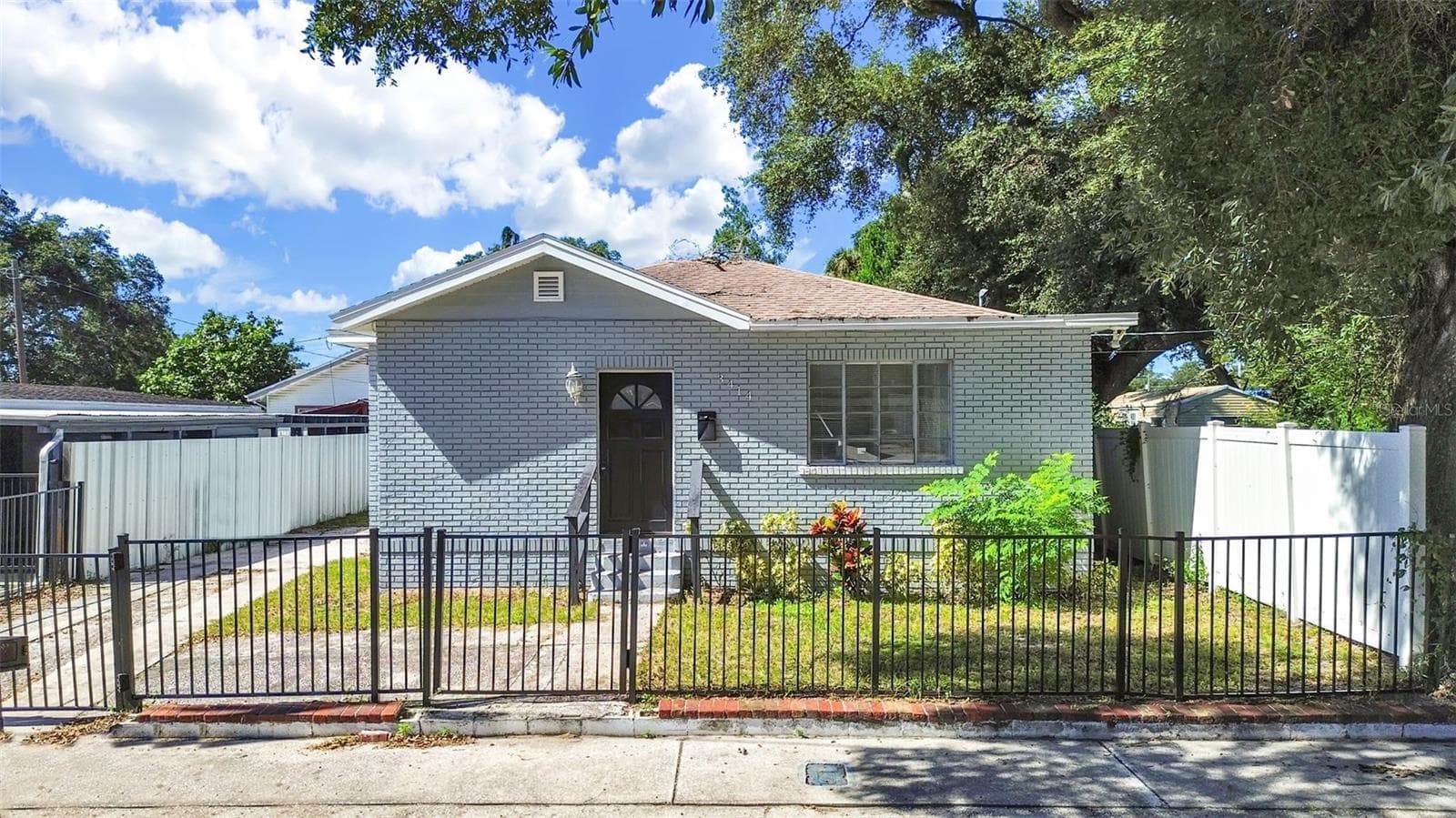 front view - 3414 N AVENIDA REPUBLICA DE CUBA, TAMPA