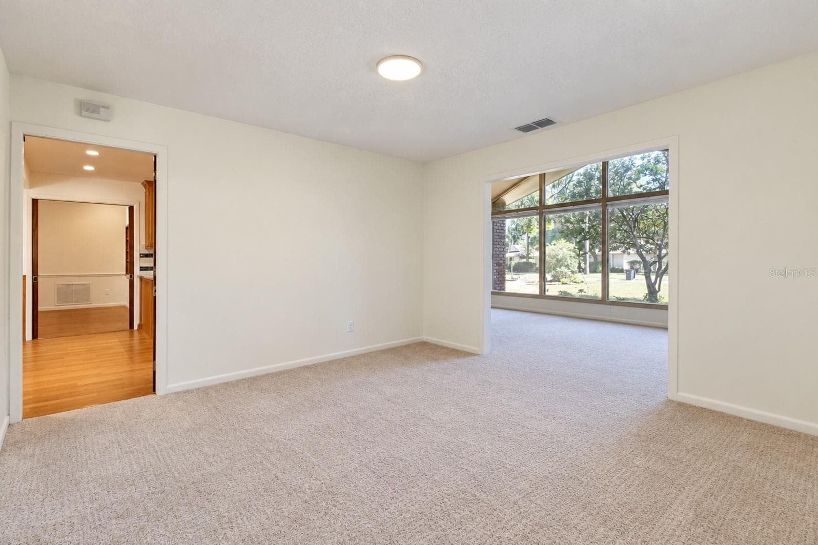 Single Family Residence at 400 BLUE LAKE DR, LONGWOOD, photo 26 of 67