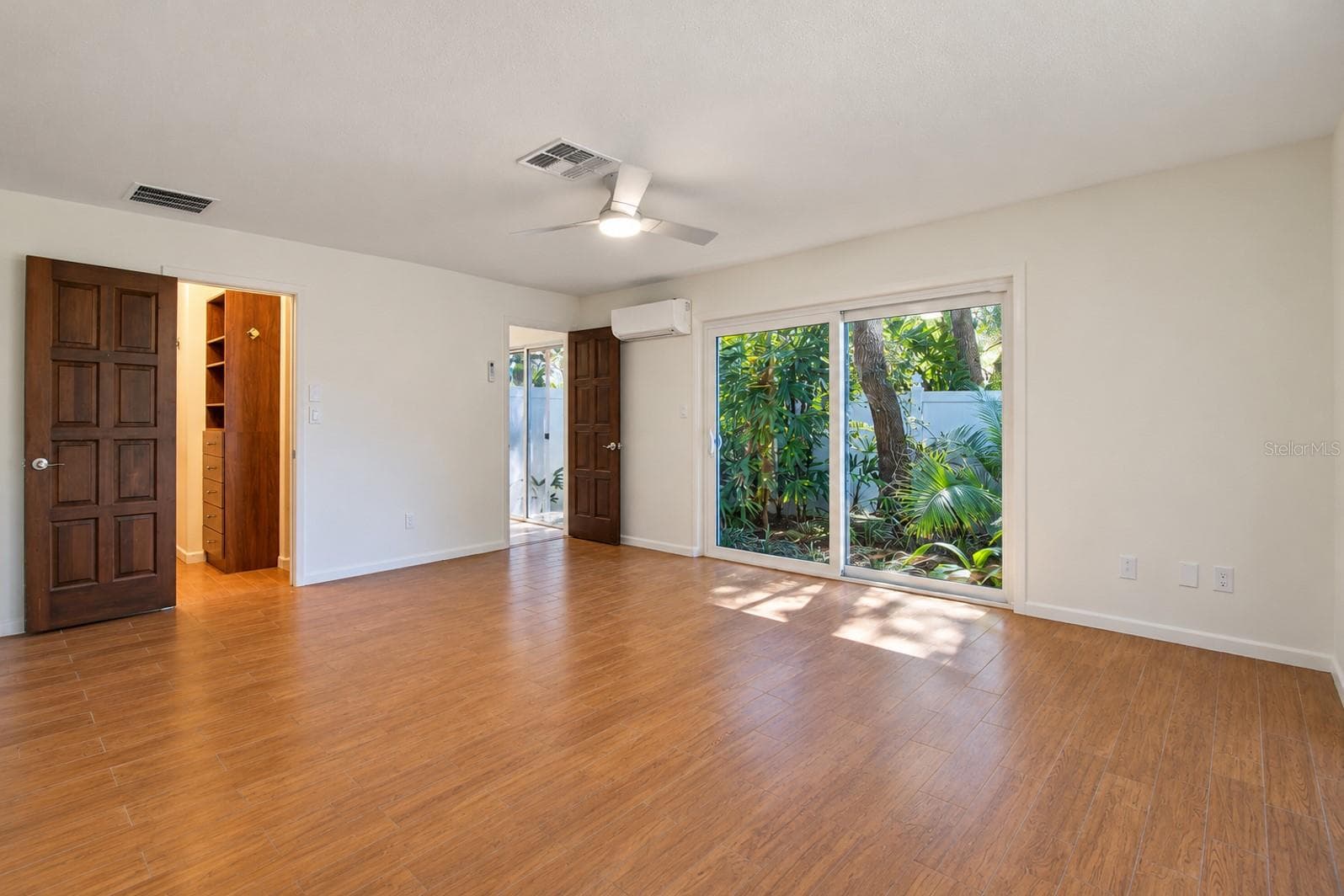 Single Family Residence at 400 BLUE LAKE DR, LONGWOOD, photo 34 of 67