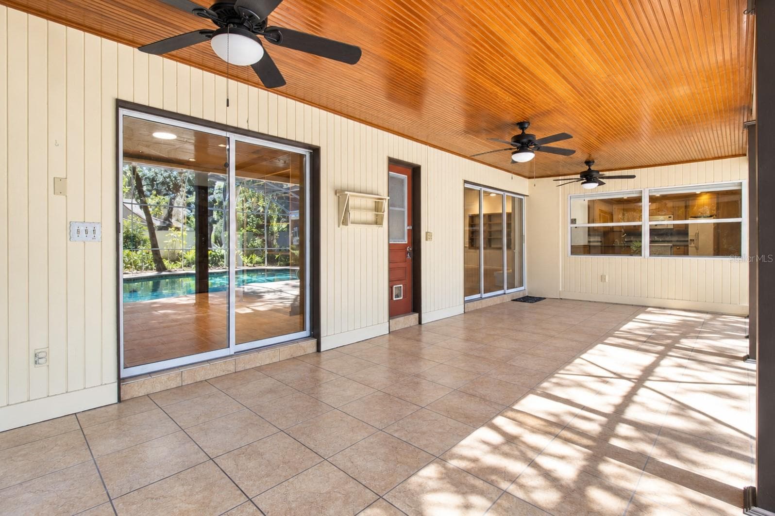 Single Family Residence at 400 BLUE LAKE DR, LONGWOOD, photo 40 of 67