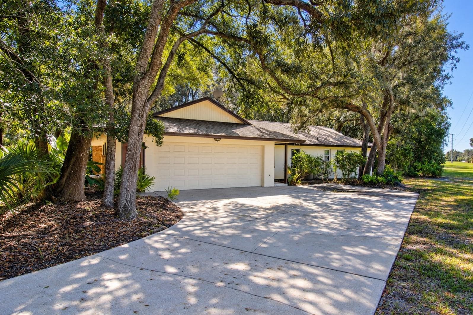 Single Family Residence at 400 BLUE LAKE DR, LONGWOOD, photo 47 of 67