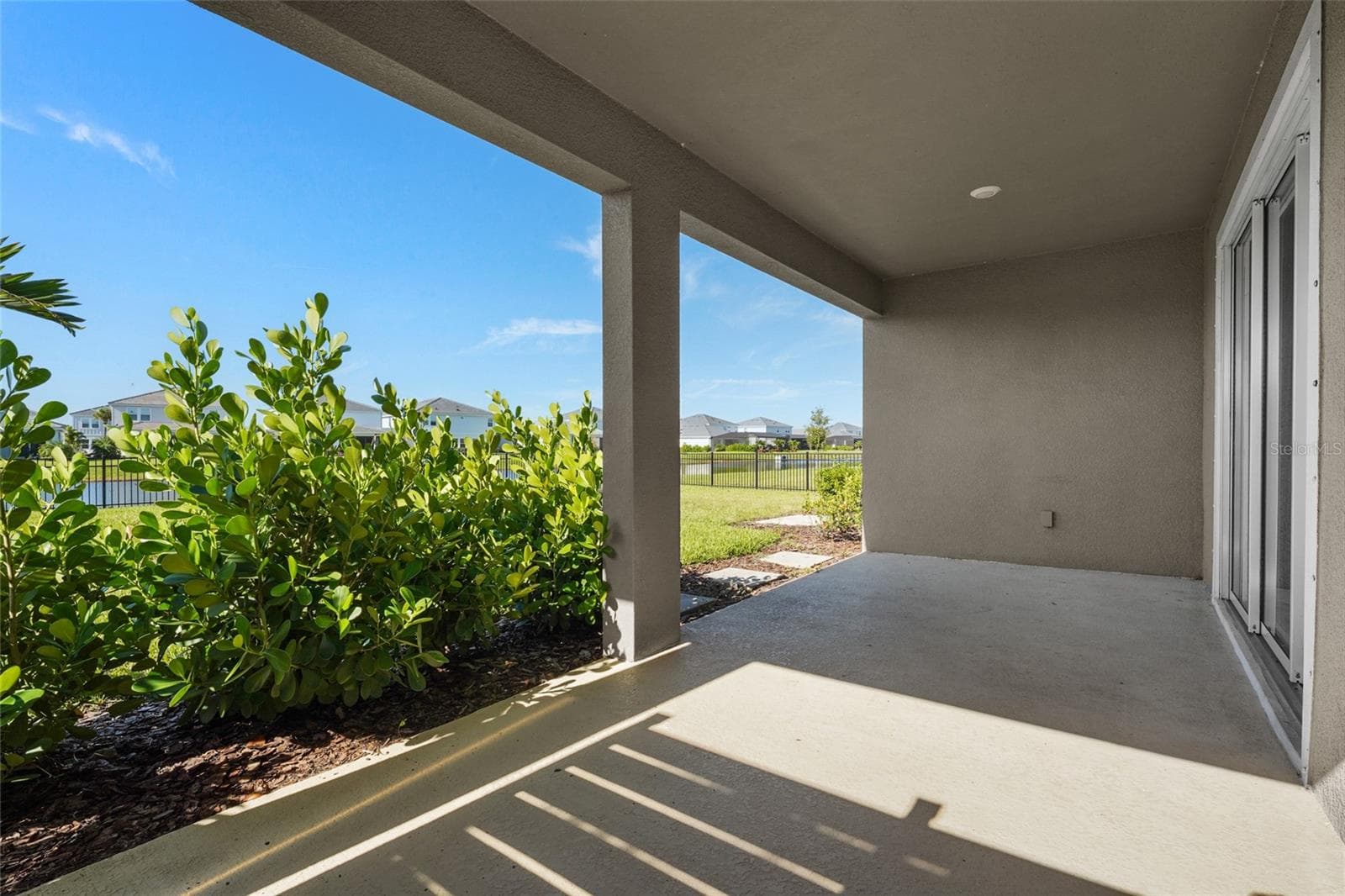 Single Family Residence at 18030 TAVERNSIDE TRL, BRADENTON, photo 12 of 77