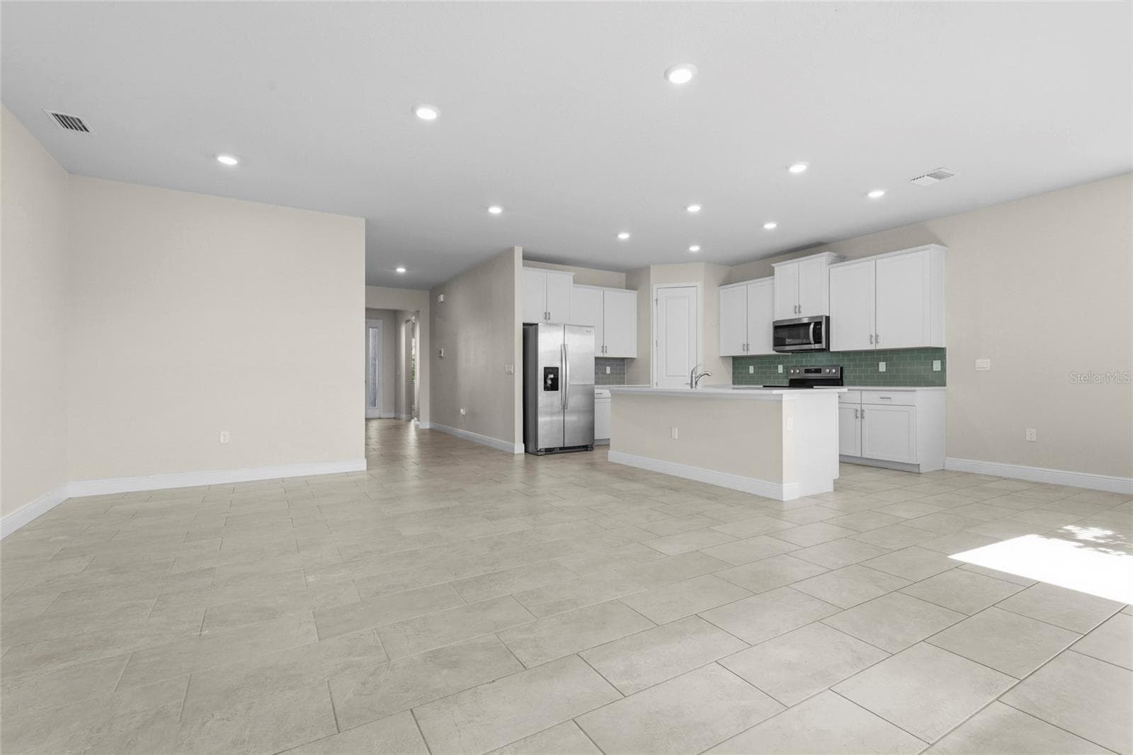 Single Family Residence at 18030 TAVERNSIDE TRL, BRADENTON, photo 25 of 77