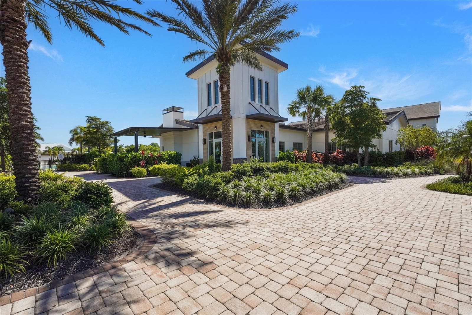 Single Family Residence at 18030 TAVERNSIDE TRL, BRADENTON, photo 47 of 77