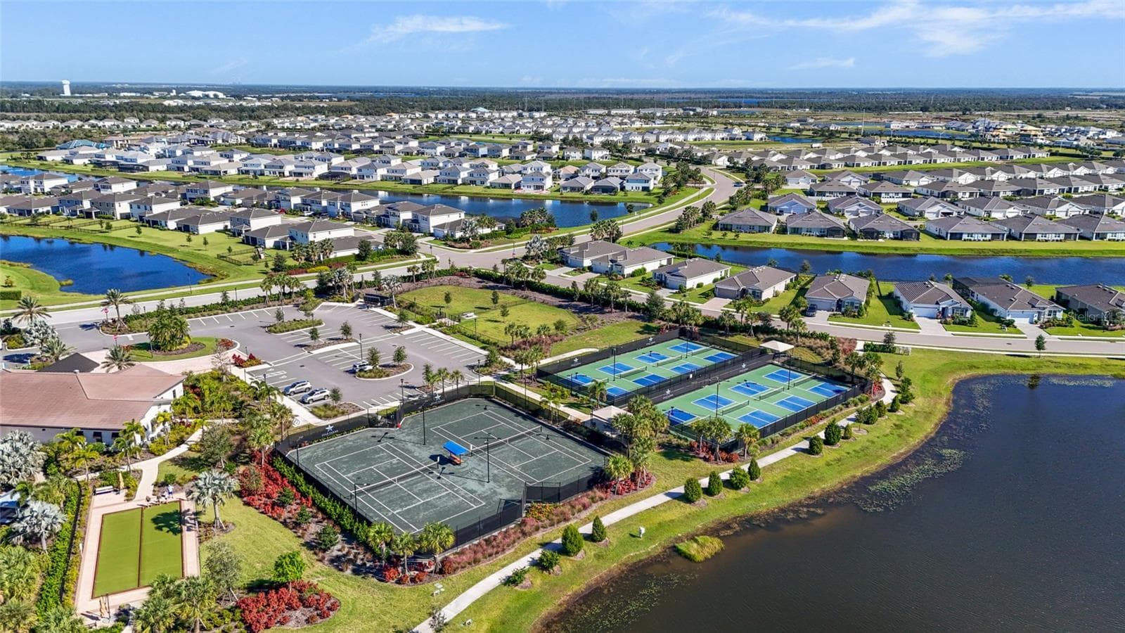 Single Family Residence at 18030 TAVERNSIDE TRL, BRADENTON, photo 63 of 77