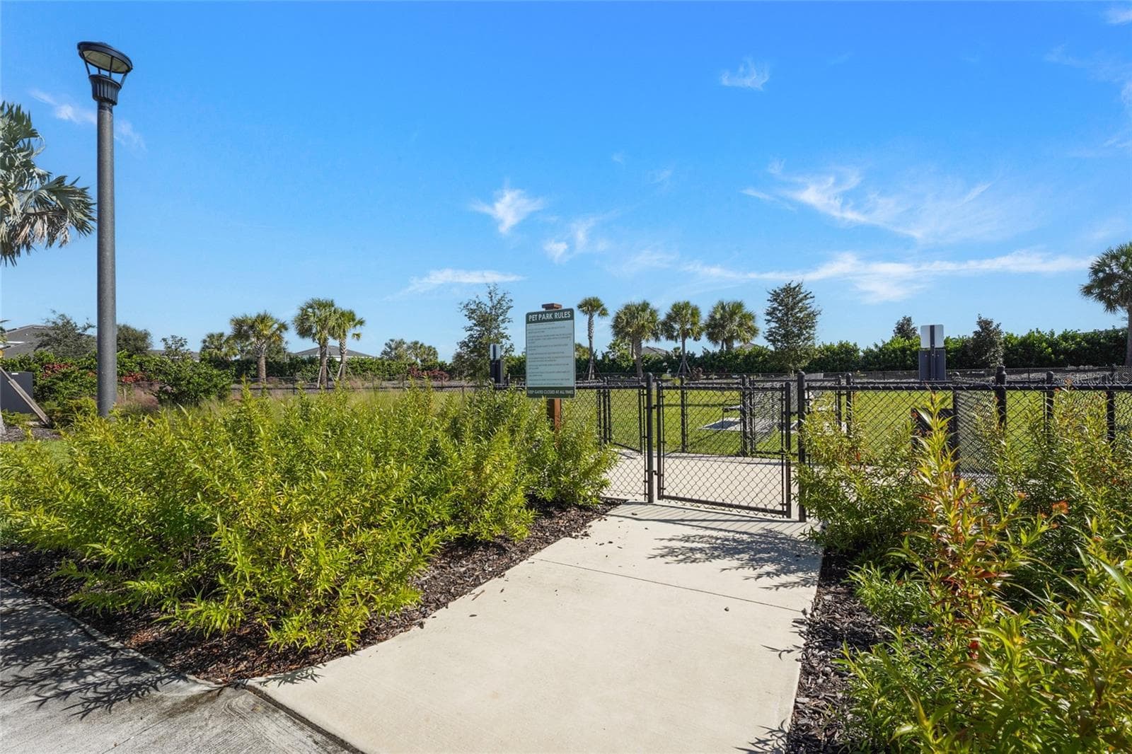 Single Family Residence at 18030 TAVERNSIDE TRL, BRADENTON, photo 69 of 77