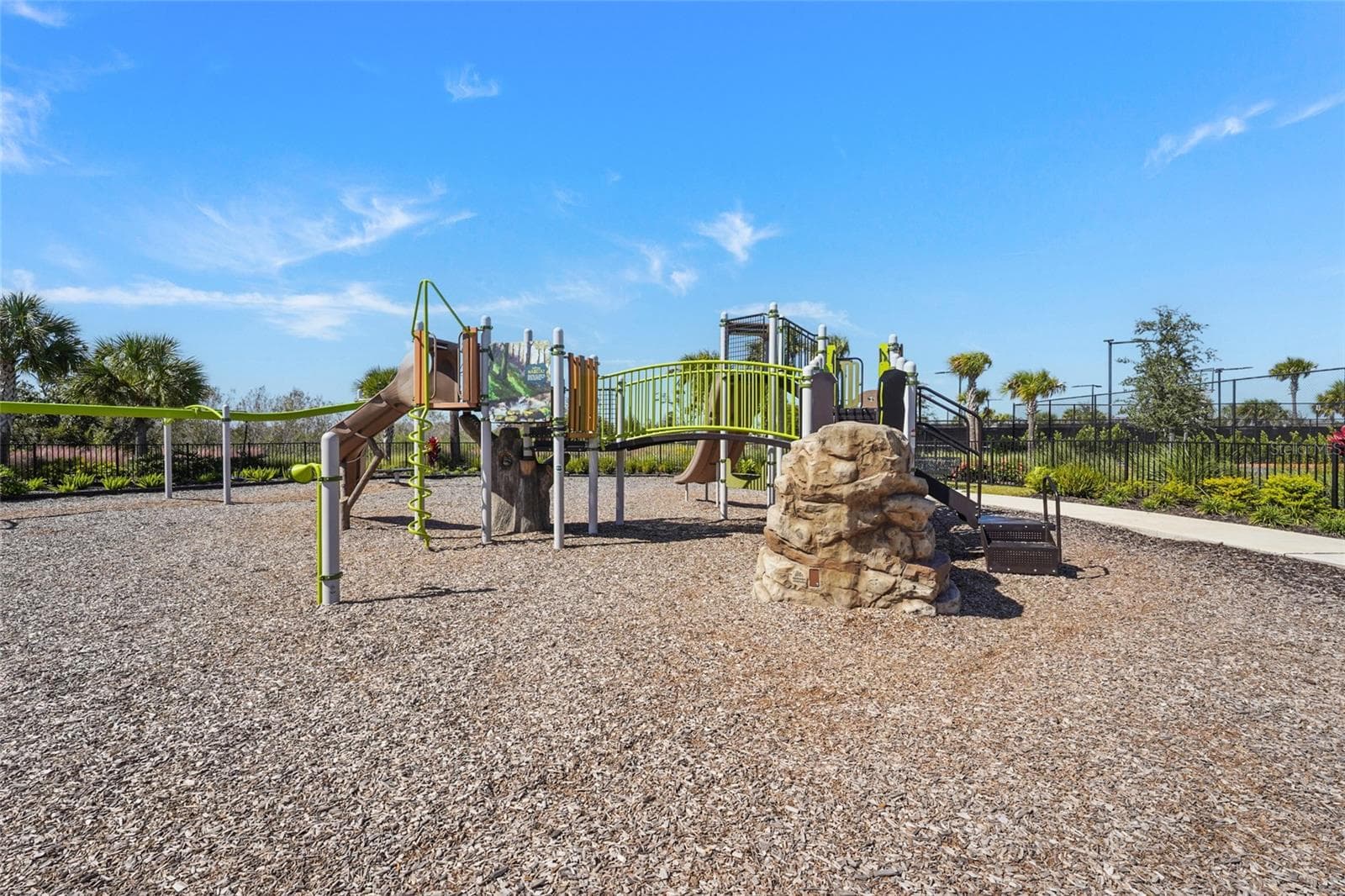 Single Family Residence at 18030 TAVERNSIDE TRL, BRADENTON, photo 72 of 77