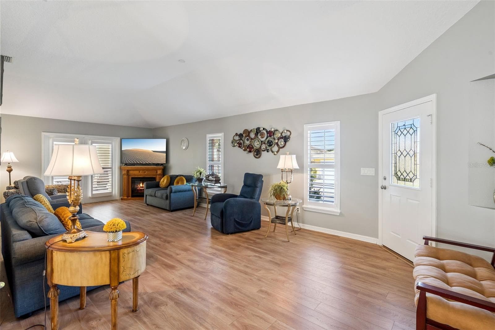 Living Room - 30.7 X 13.4 - 4900 CANOE CT, TAVARES