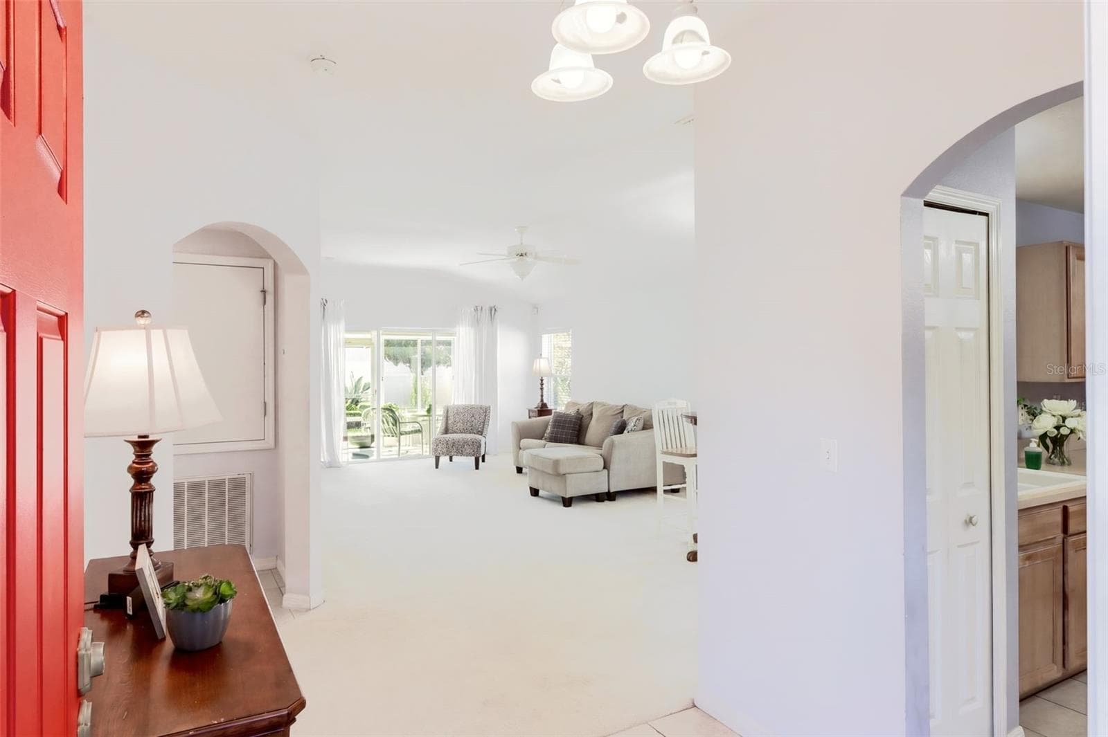Arched entry ways thru out the home - 3437 GRENVILLE DR, WINTER HAVEN