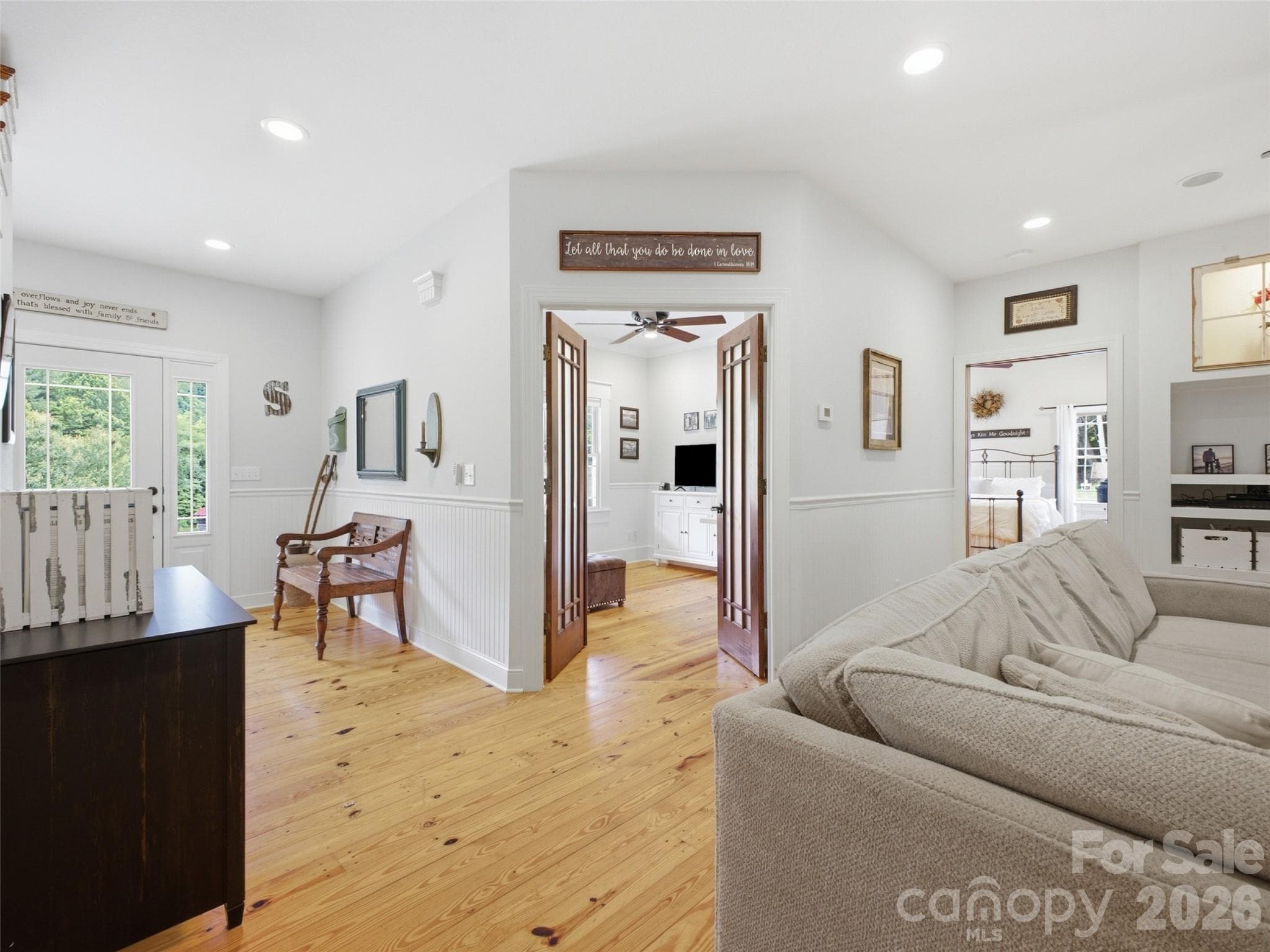 Single Family Residence at 227 Black Bear Cove, Clyde, photo 4 of 47