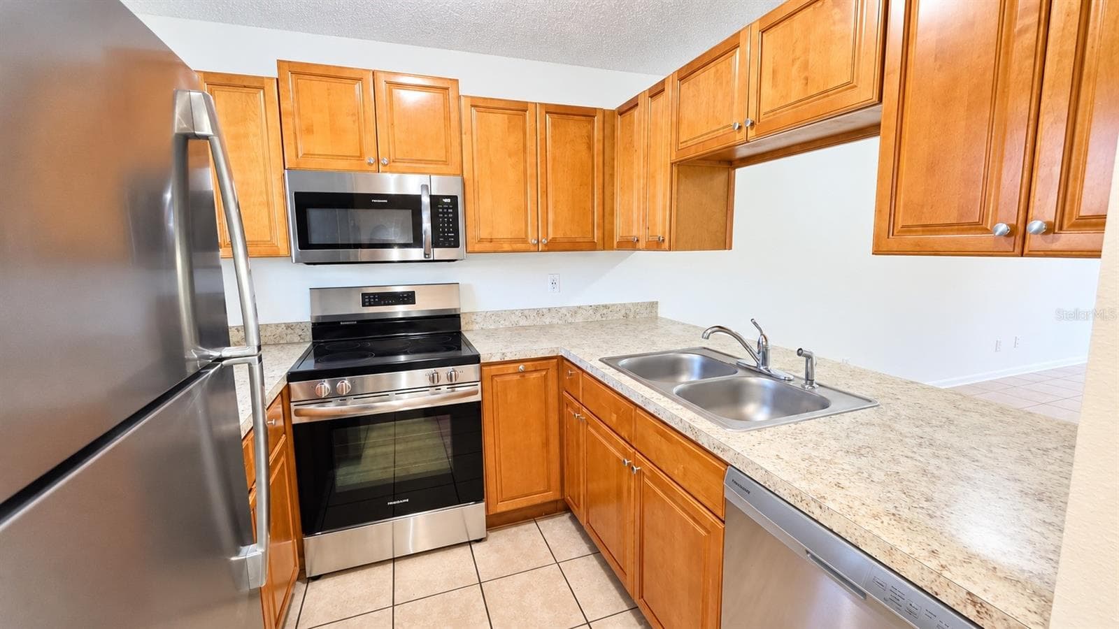 Condominium at 39132 COUNTY ROAD 54 #2152, ZEPHYRHILLS, photo 4 of 28
