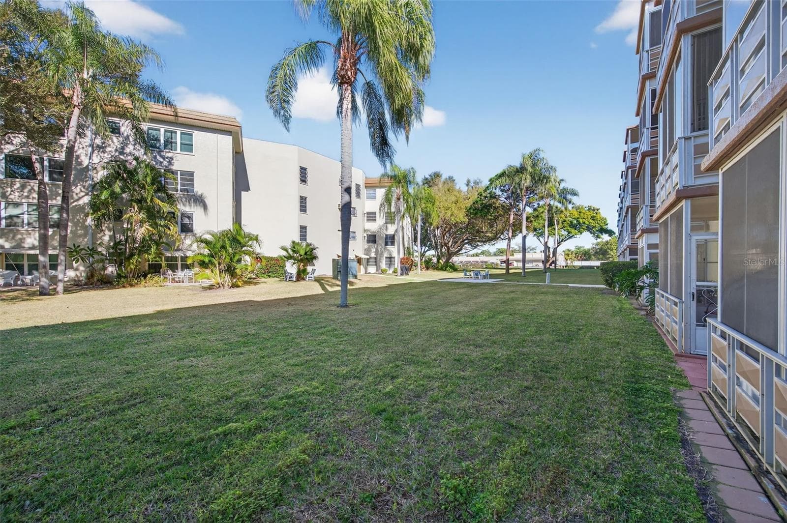 Condominium at 5705 80TH ST N #105, ST PETERSBURG, photo 22 of 32