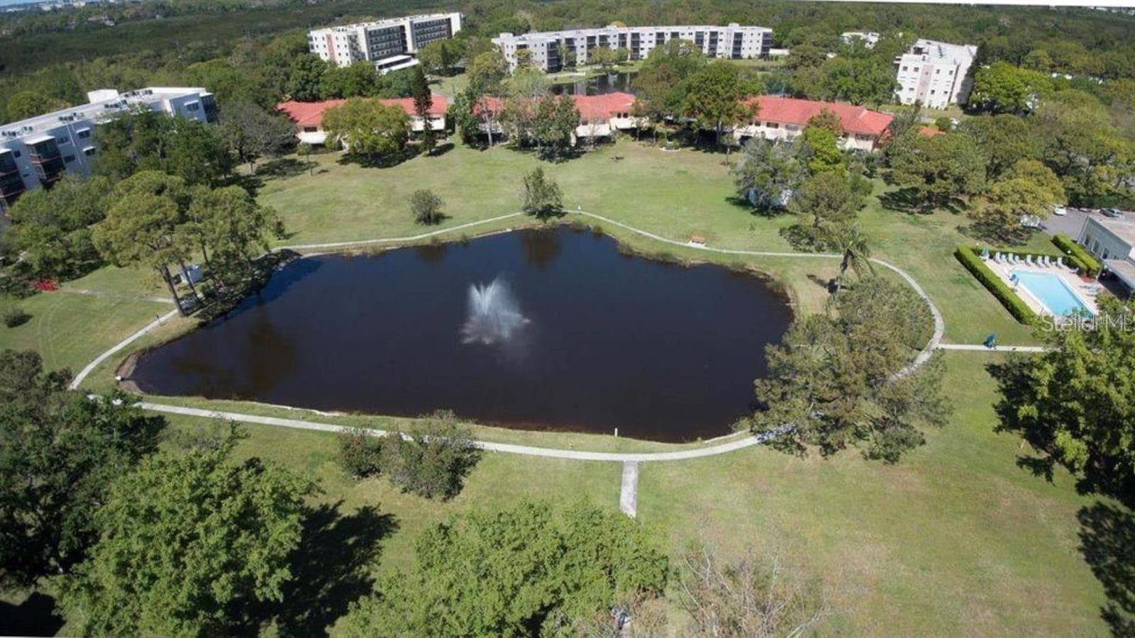 Condominium at 5705 80TH ST N #105, ST PETERSBURG, photo 27 of 32