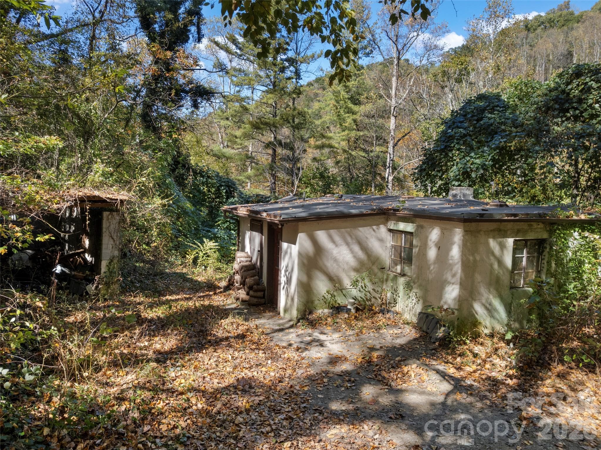 11 Cedar Mountain Road