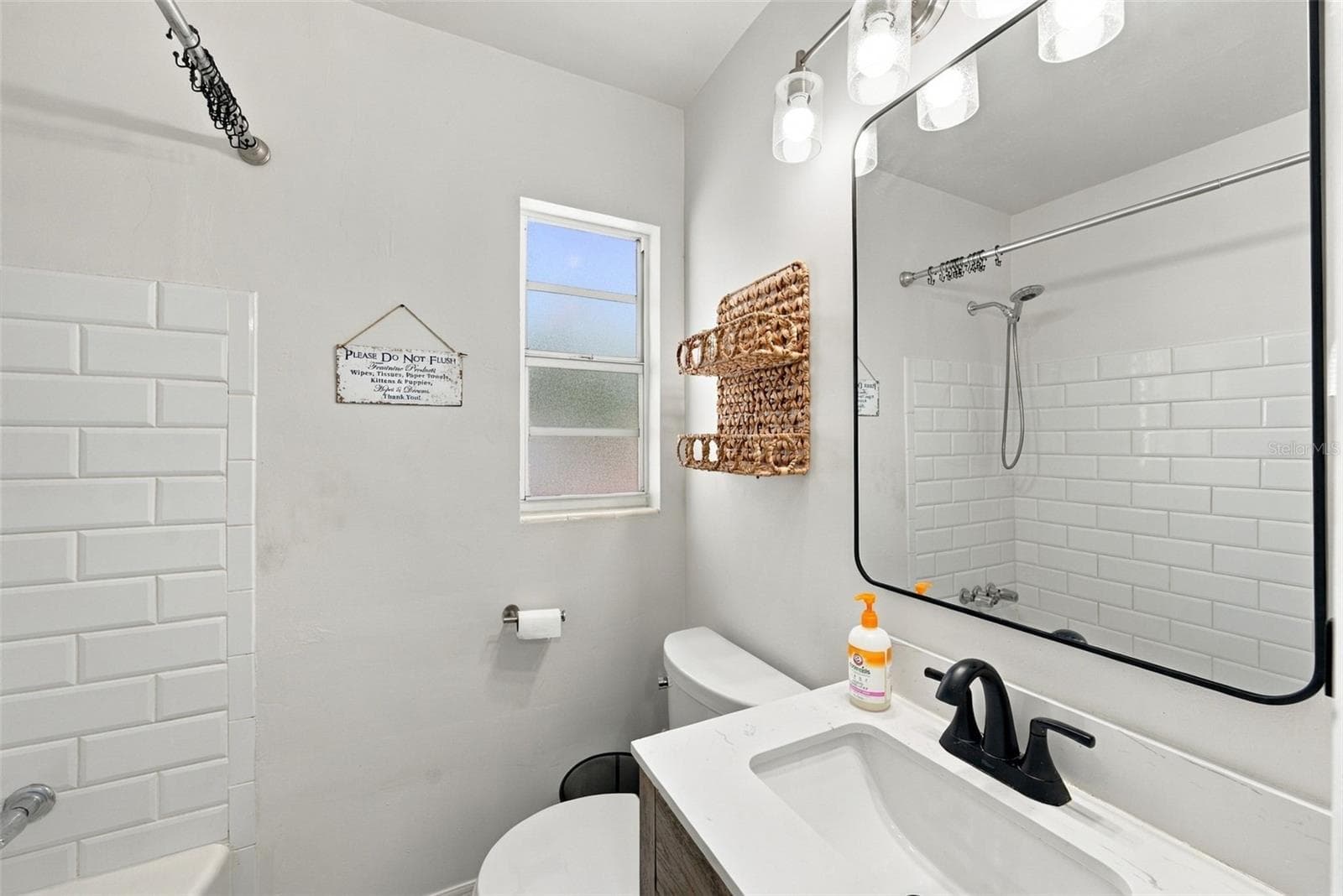 Single Family Residence at 3104 MELTON ST N, ST PETERSBURG, photo 20 of 42