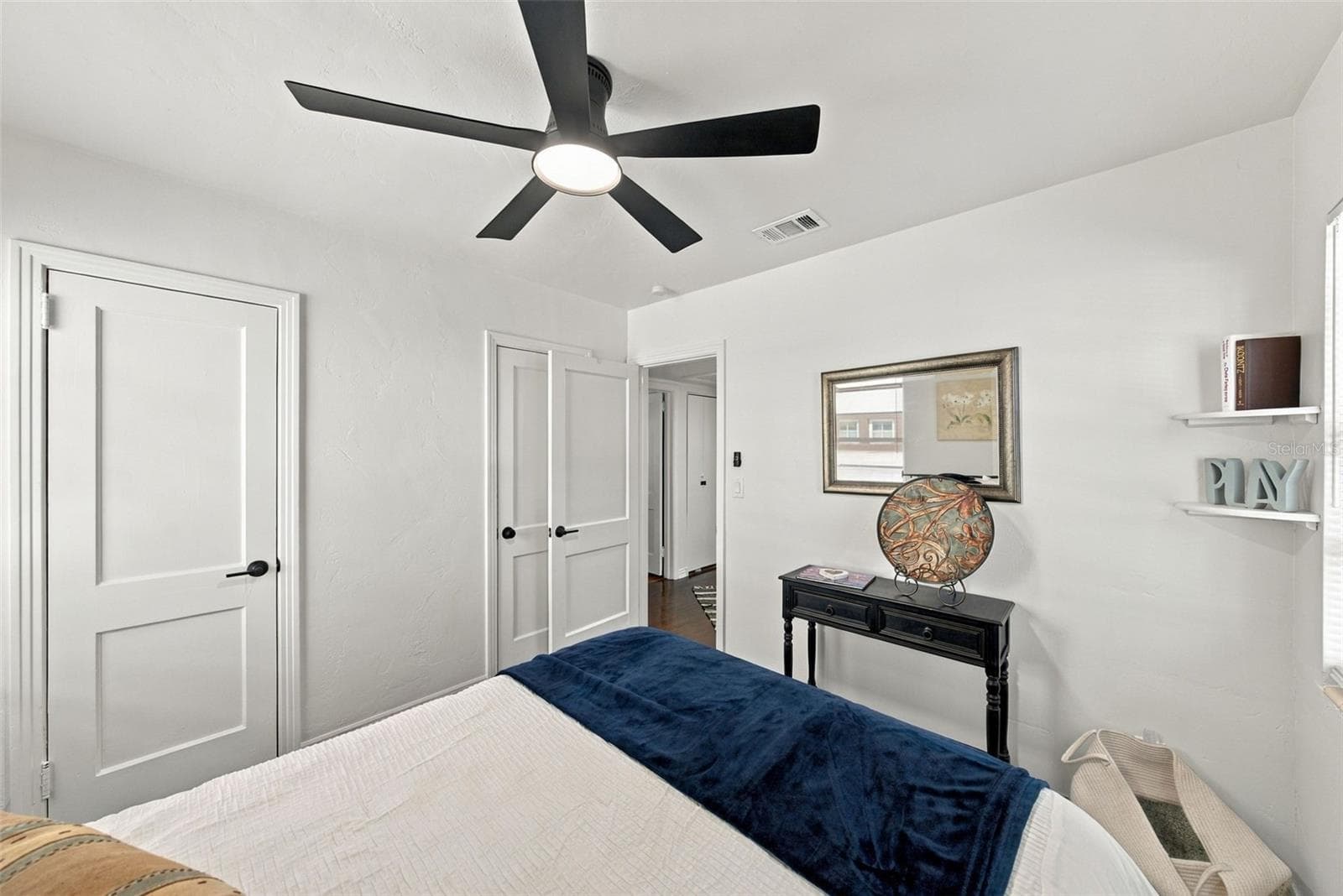 Single Family Residence at 3104 MELTON ST N, ST PETERSBURG, photo 23 of 42