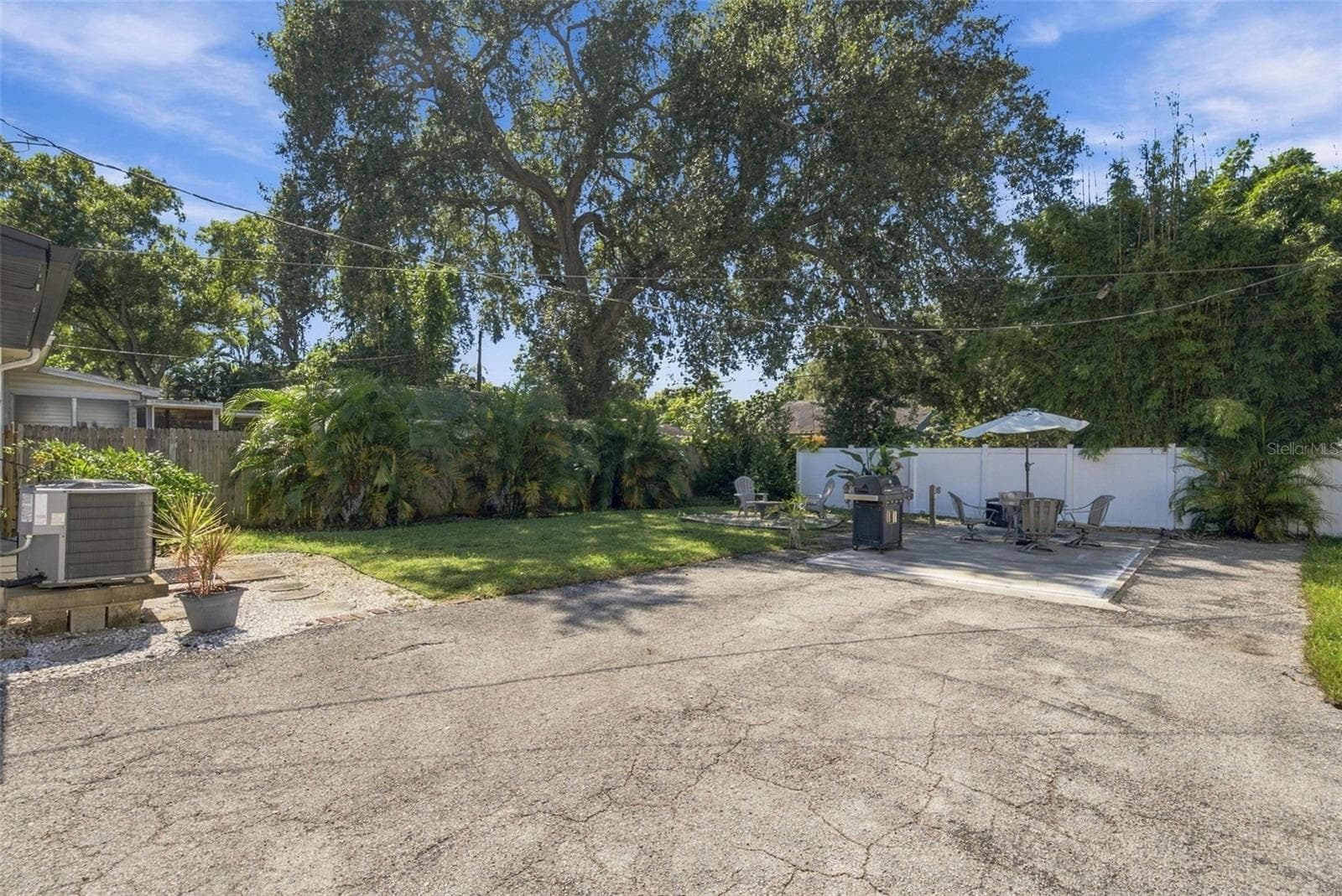 Single Family Residence at 3104 MELTON ST N, ST PETERSBURG, photo 36 of 42