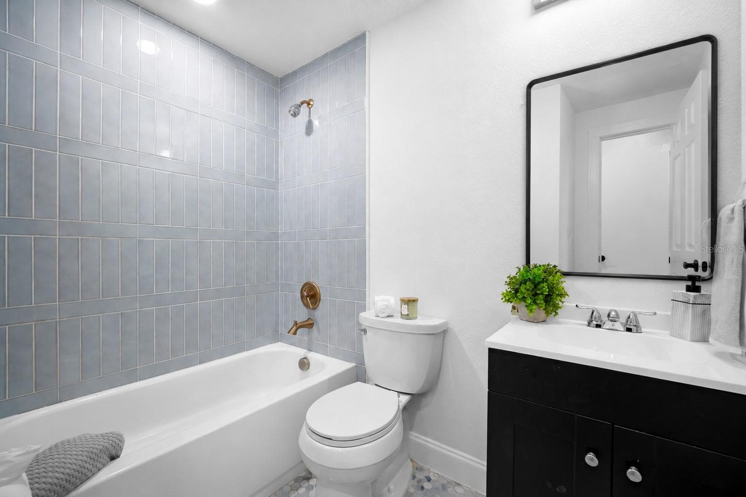 Single Family Residence at 10002 TAKOMAH TRL, TAMPA, photo 19 of 29