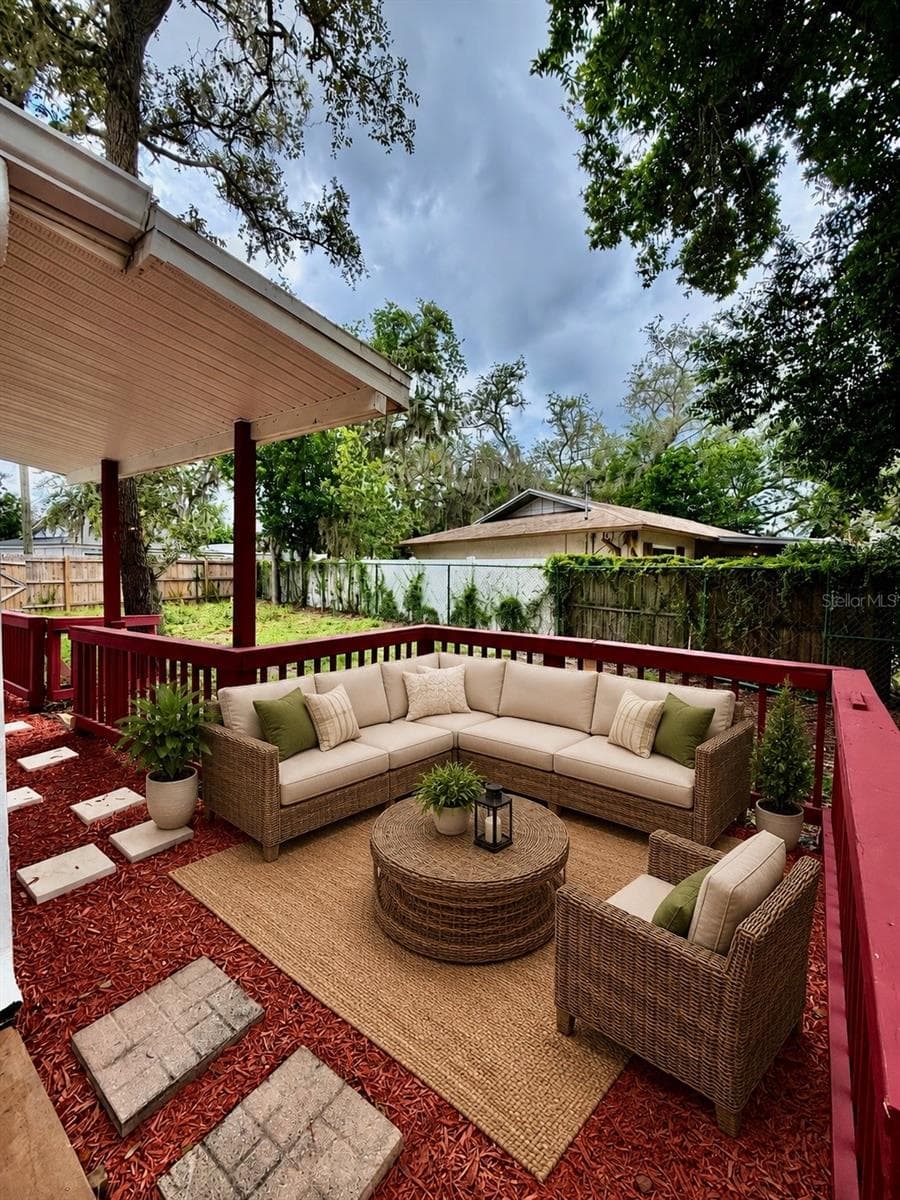 Single Family Residence at 10002 TAKOMAH TRL, TAMPA, photo 22 of 29