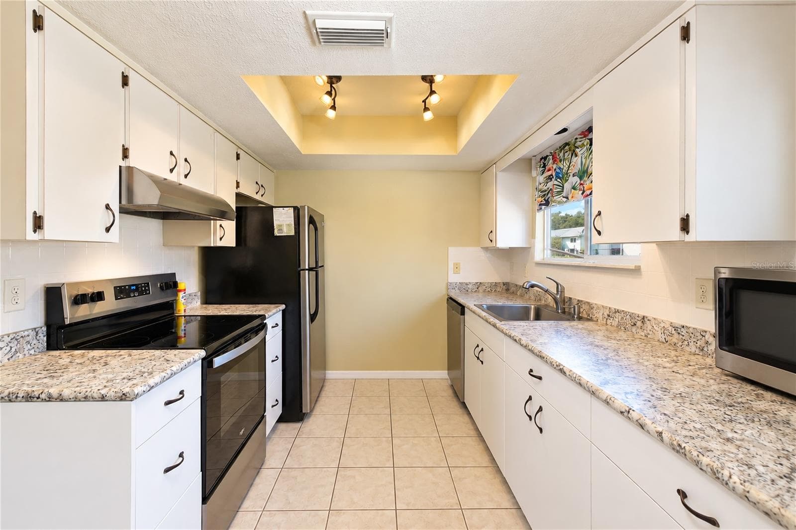 Stainless Steel Appliances - 8169 SW 108TH LANE RD, OCALA