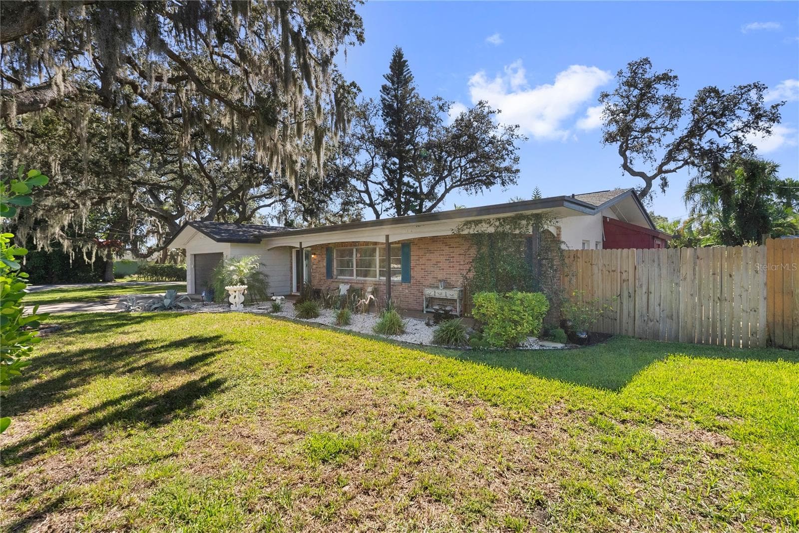 Single Family Residence at 1595 PEACEFUL LN N, LARGO, photo 6 of 63