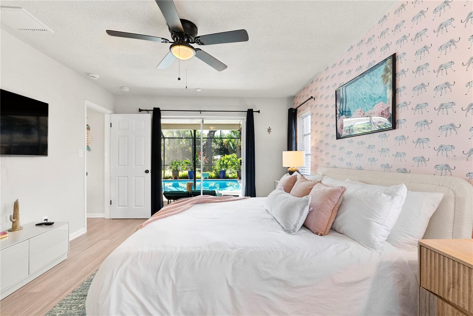 Single Family Residence at 1595 PEACEFUL LN N, LARGO, photo 18 of 63
