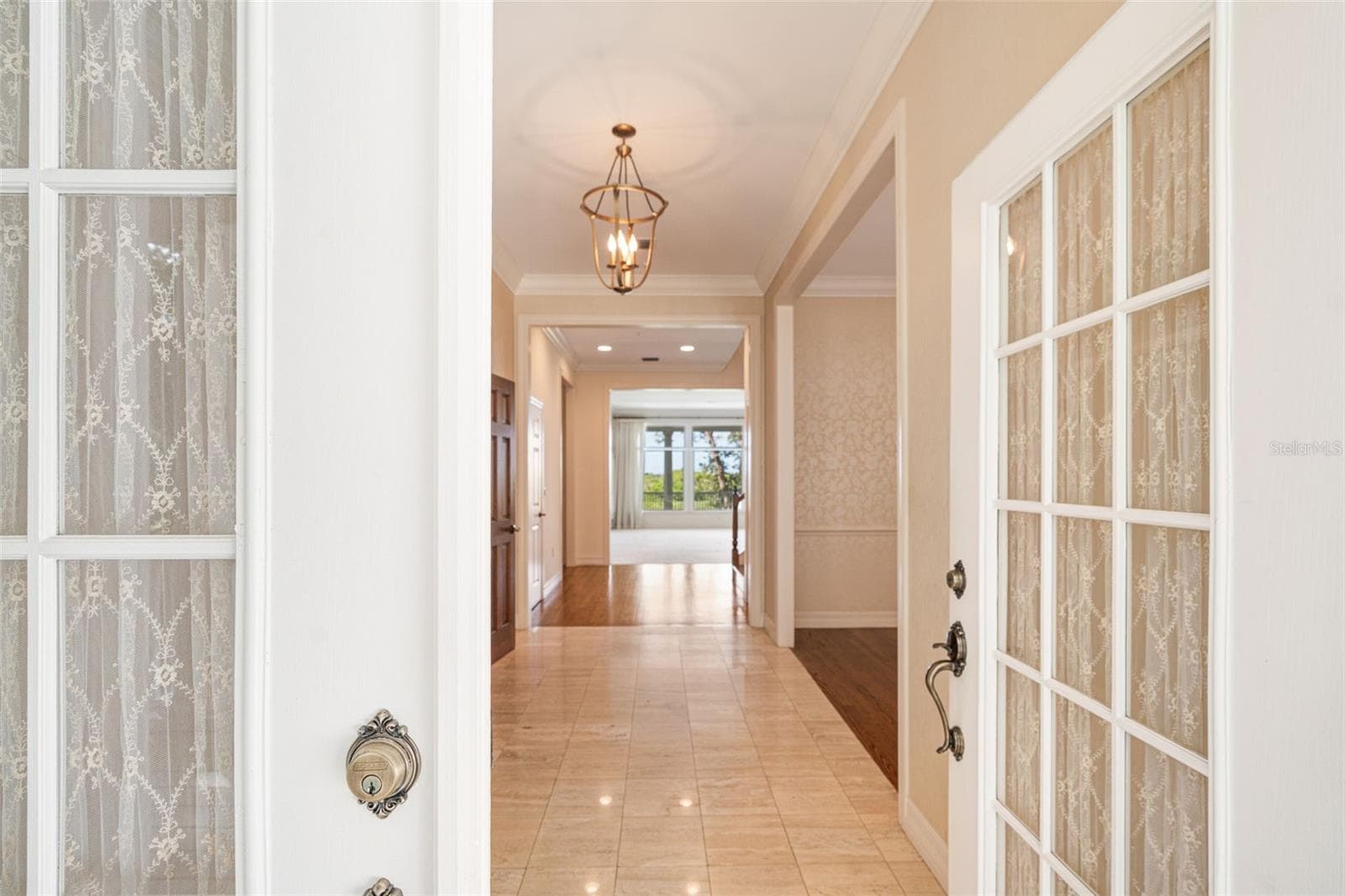 Single Family Residence at 8846 FISHERMENS BAY DR, SARASOTA, photo 5 of 73
