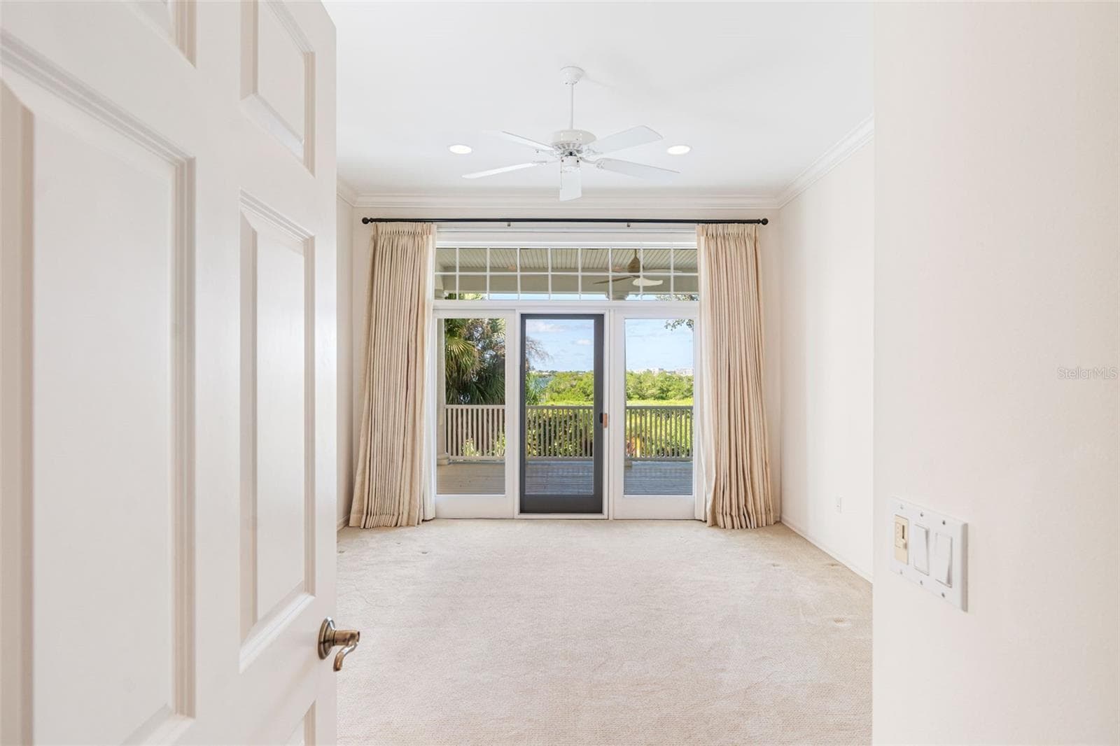 Single Family Residence at 8846 FISHERMENS BAY DR, SARASOTA, photo 19 of 73