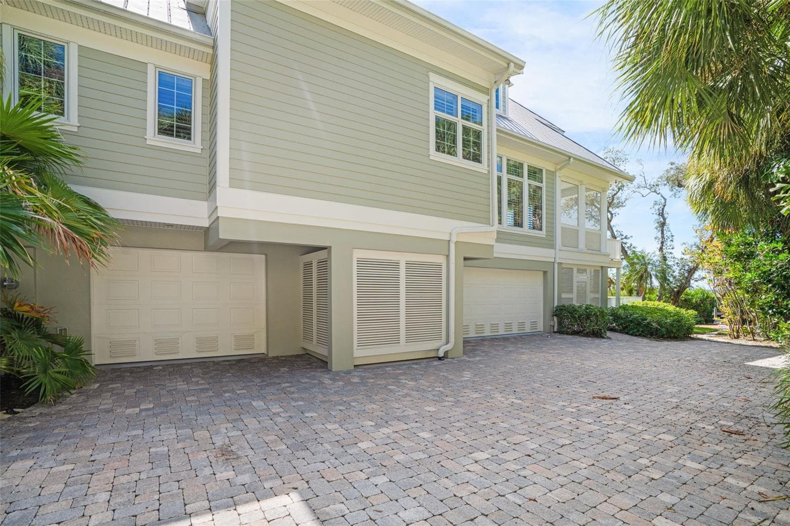 Single Family Residence at 8846 FISHERMENS BAY DR, SARASOTA, photo 59 of 73
