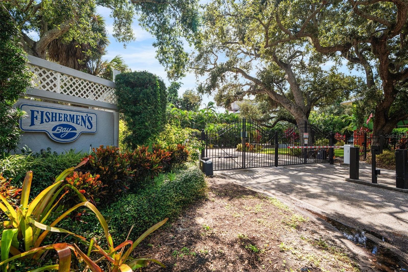 Single Family Residence at 8846 FISHERMENS BAY DR, SARASOTA, photo 61 of 73