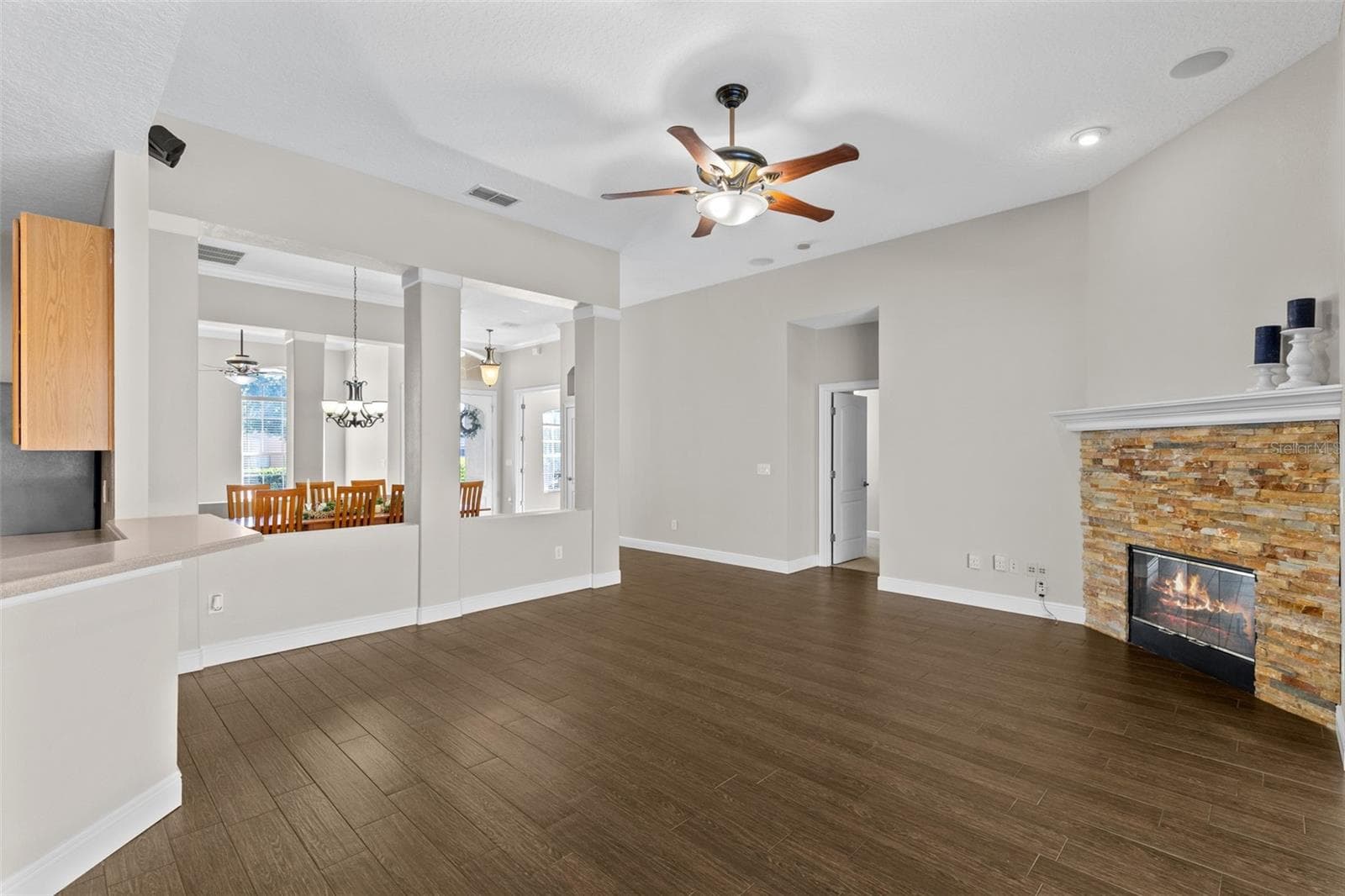Family Room - 410 VIA TUSCANY LOOP, LAKE MARY
