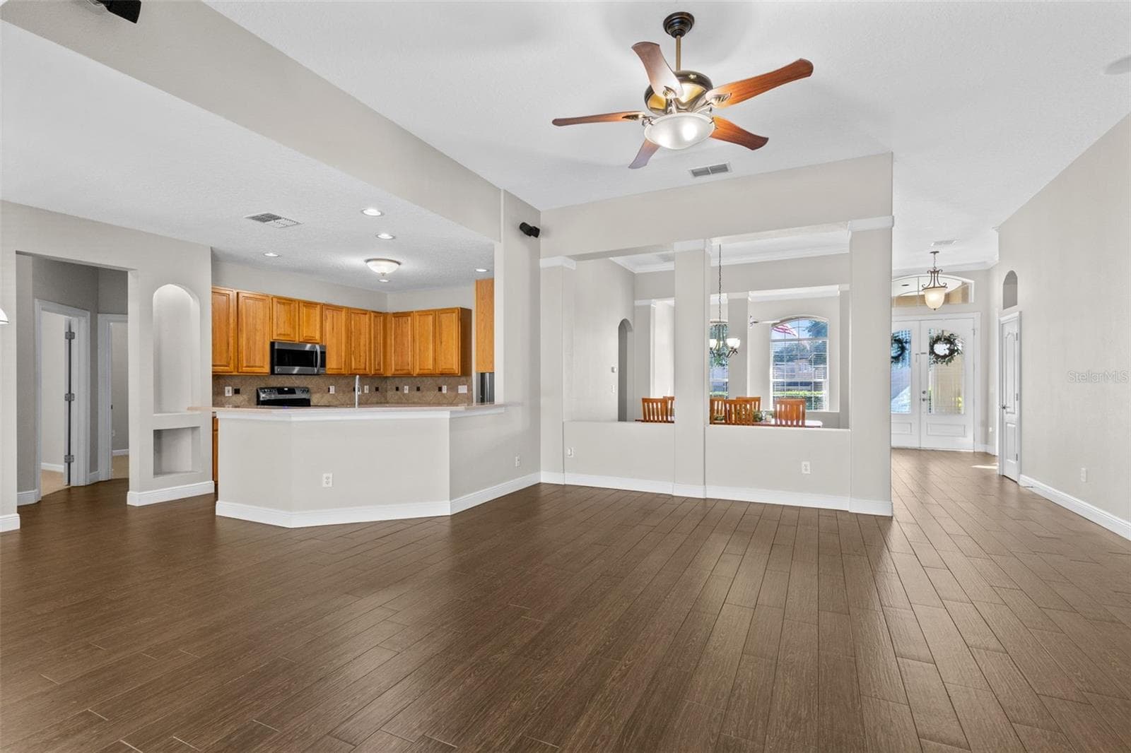Family Room and Kitchen - 410 VIA TUSCANY LOOP, LAKE MARY