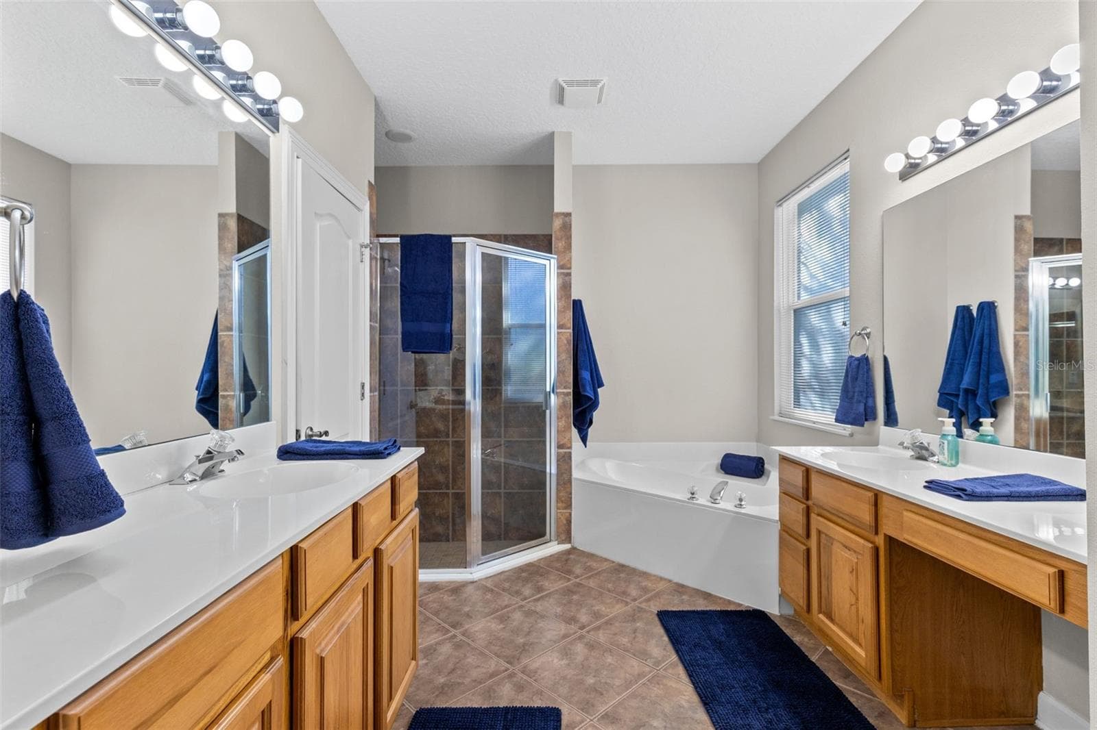 Master Bathroom - 410 VIA TUSCANY LOOP, LAKE MARY