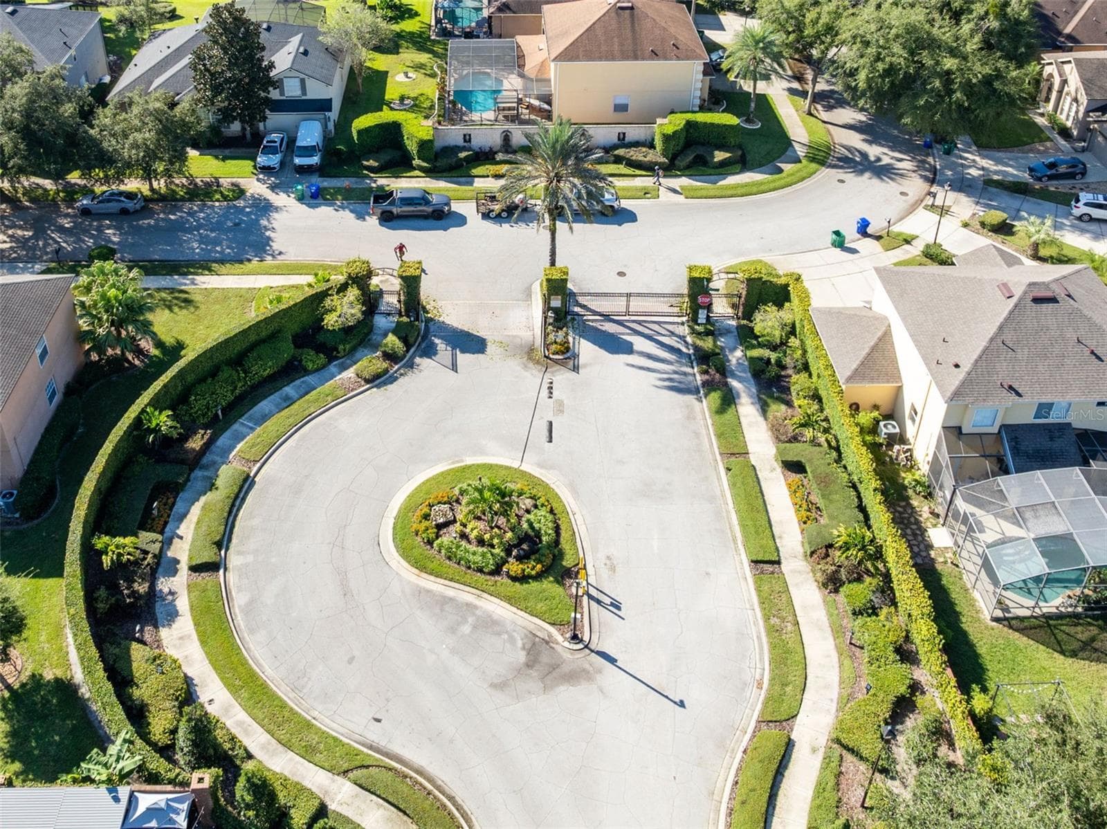 Community Entrance Aerial - 410 VIA TUSCANY LOOP, LAKE MARY