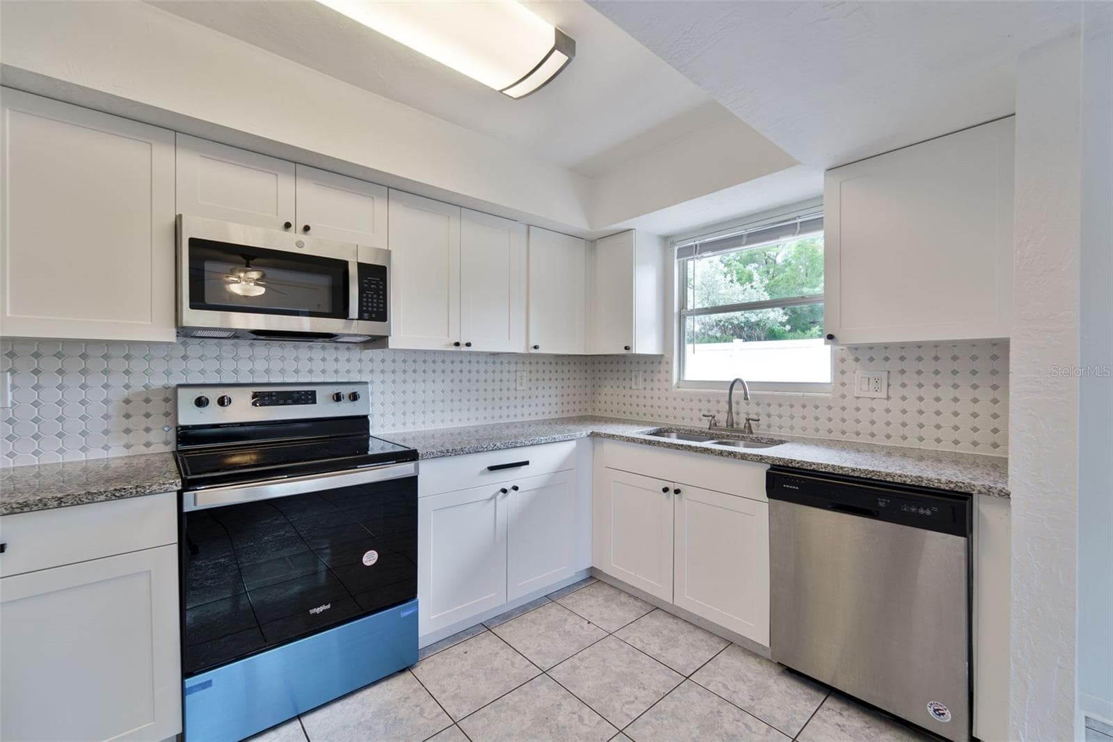 Duplex at 3517 SHERWOOD DR, LARGO, photo 5 of 43