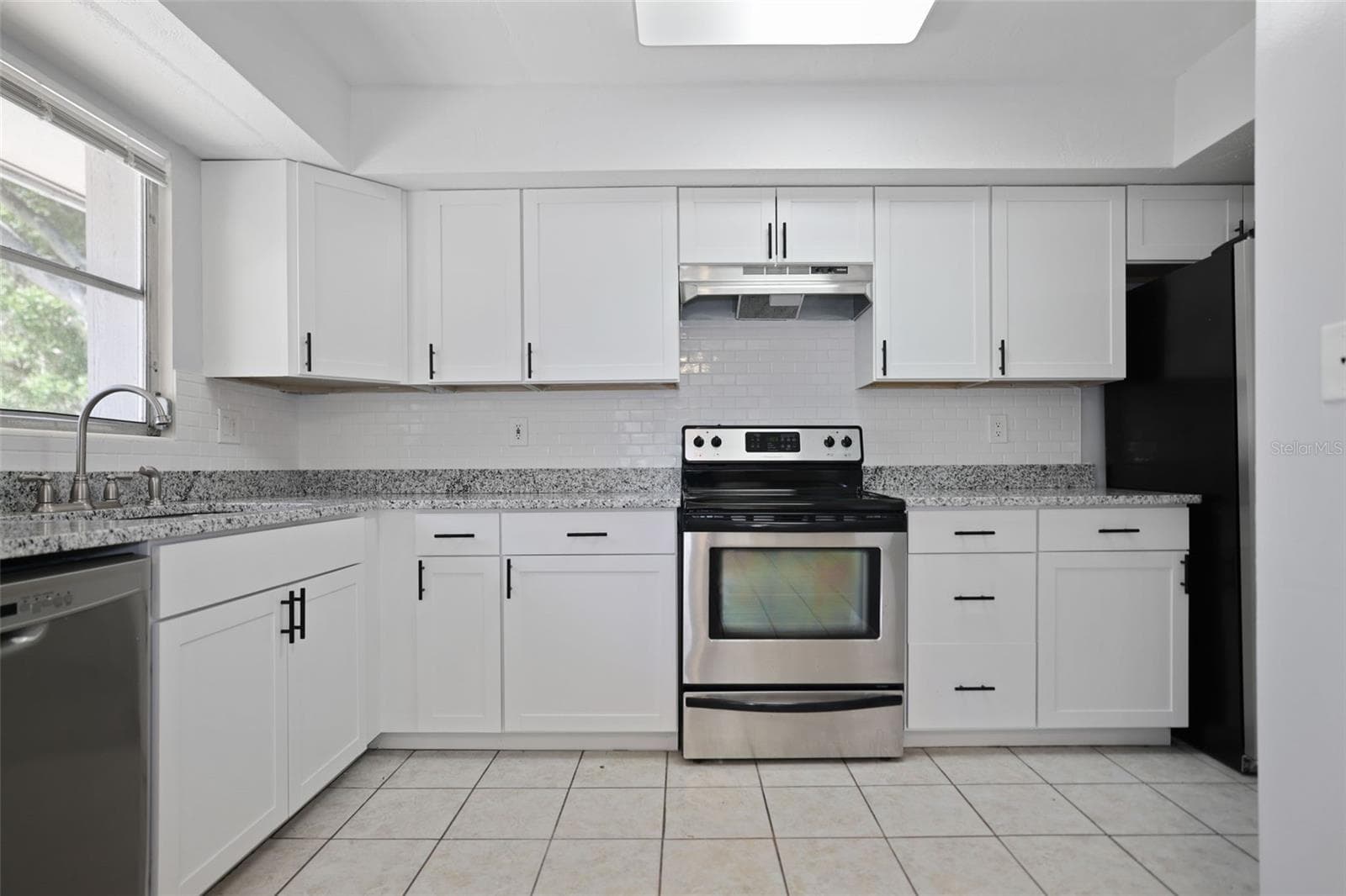 Duplex at 3517 SHERWOOD DR, LARGO, photo 6 of 43