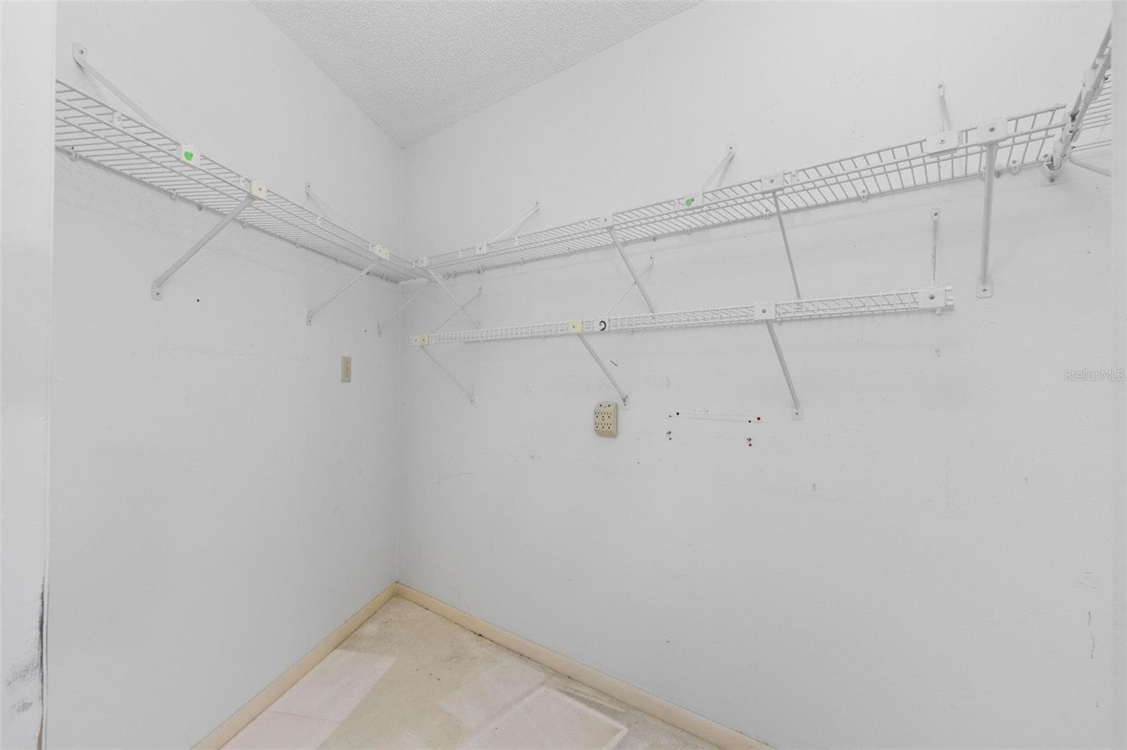 Single Family Residence at 2769 NORTHRIDGE DR E, CLEARWATER, photo 37 of 53