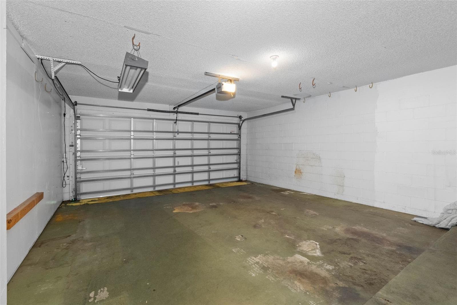 Single Family Residence at 2769 NORTHRIDGE DR E, CLEARWATER, photo 38 of 53