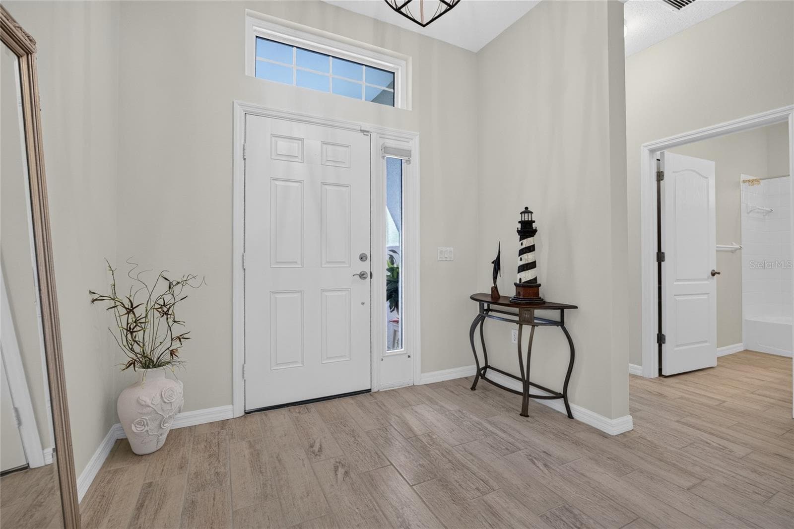 Single Family Residence at 3803 WOODCLIFF LAKE TER, SARASOTA, photo 4 of 45