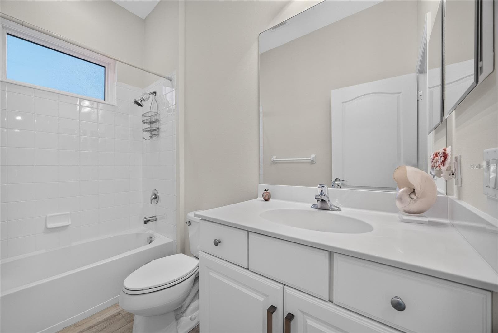 Single Family Residence at 3803 WOODCLIFF LAKE TER, SARASOTA, photo 24 of 45