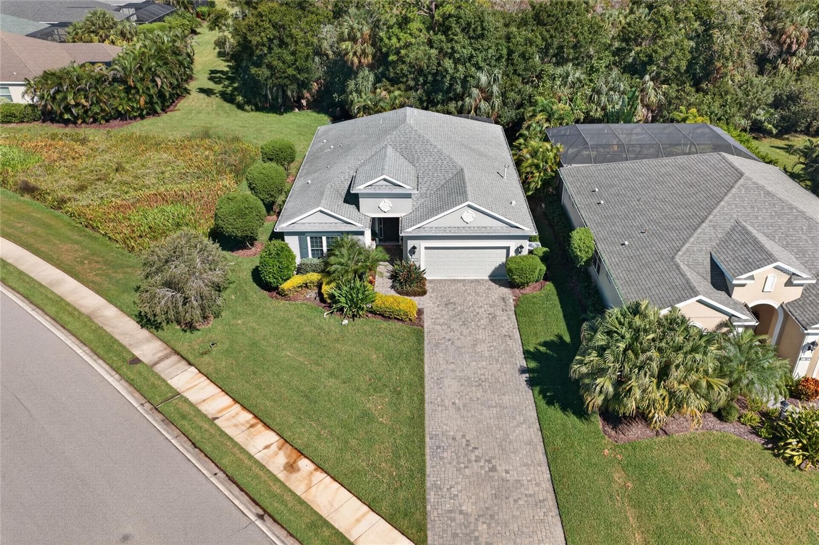 Single Family Residence at 3803 WOODCLIFF LAKE TER, SARASOTA, photo 32 of 45