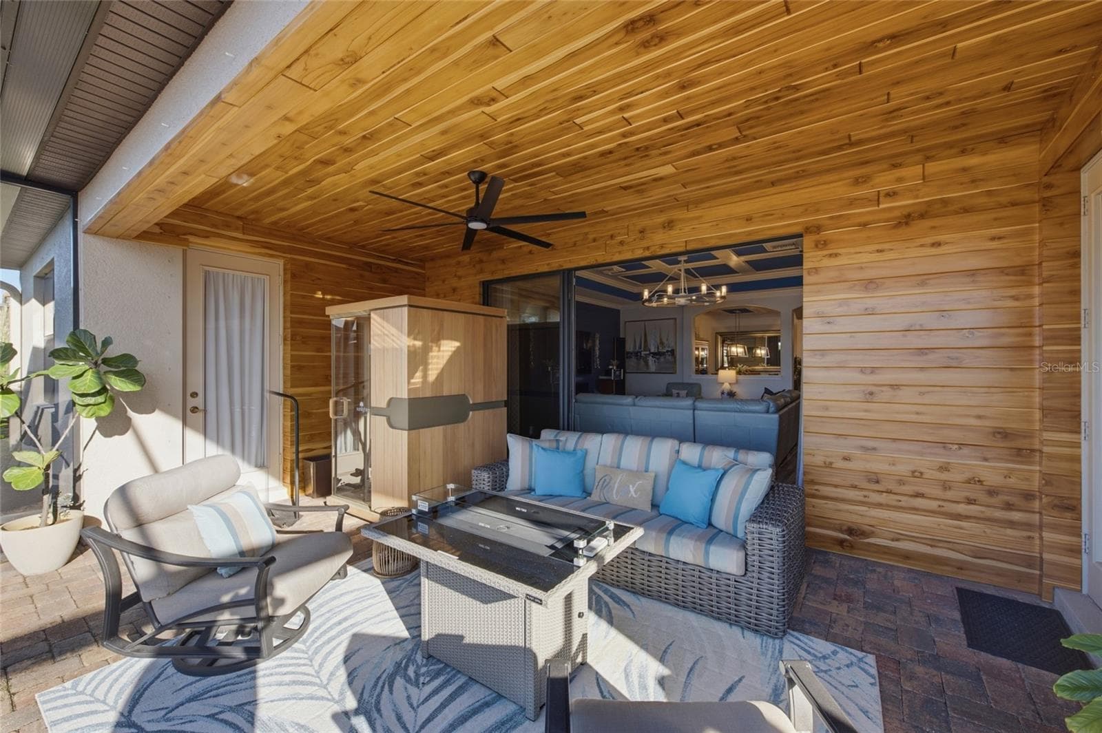 Lanai with Teak Wood Awning - 6726 ROOKERY LAKE DR, BRADENTON